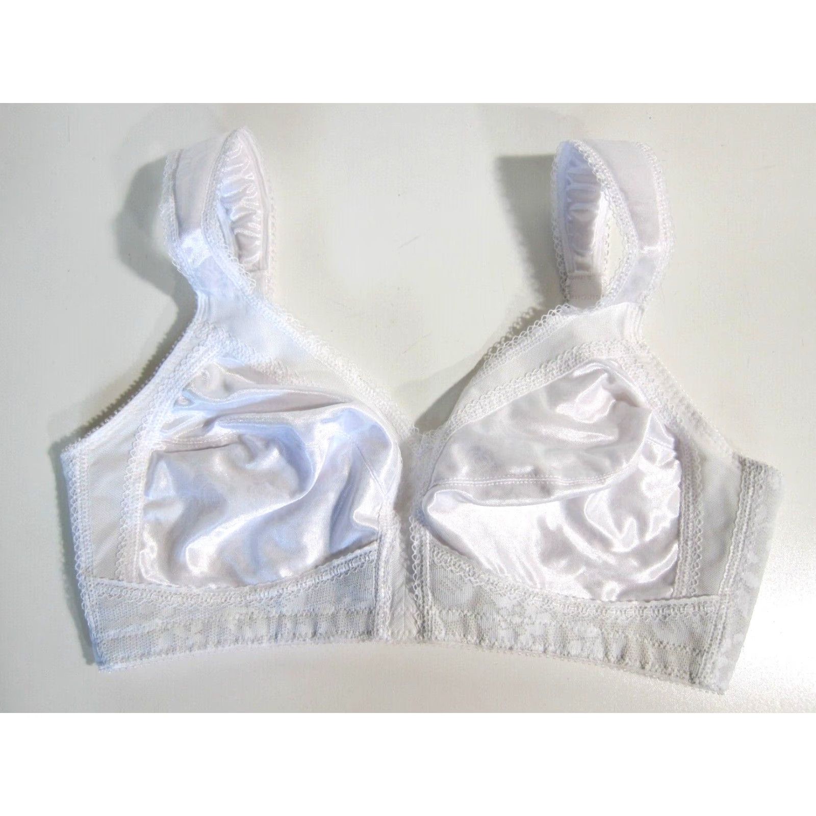 Vintage VINTAGE Playtex 18-Hour White Satin Lace Wide Strap Support Bra Women 36C Size ONE SIZE - 8 Thumbnail