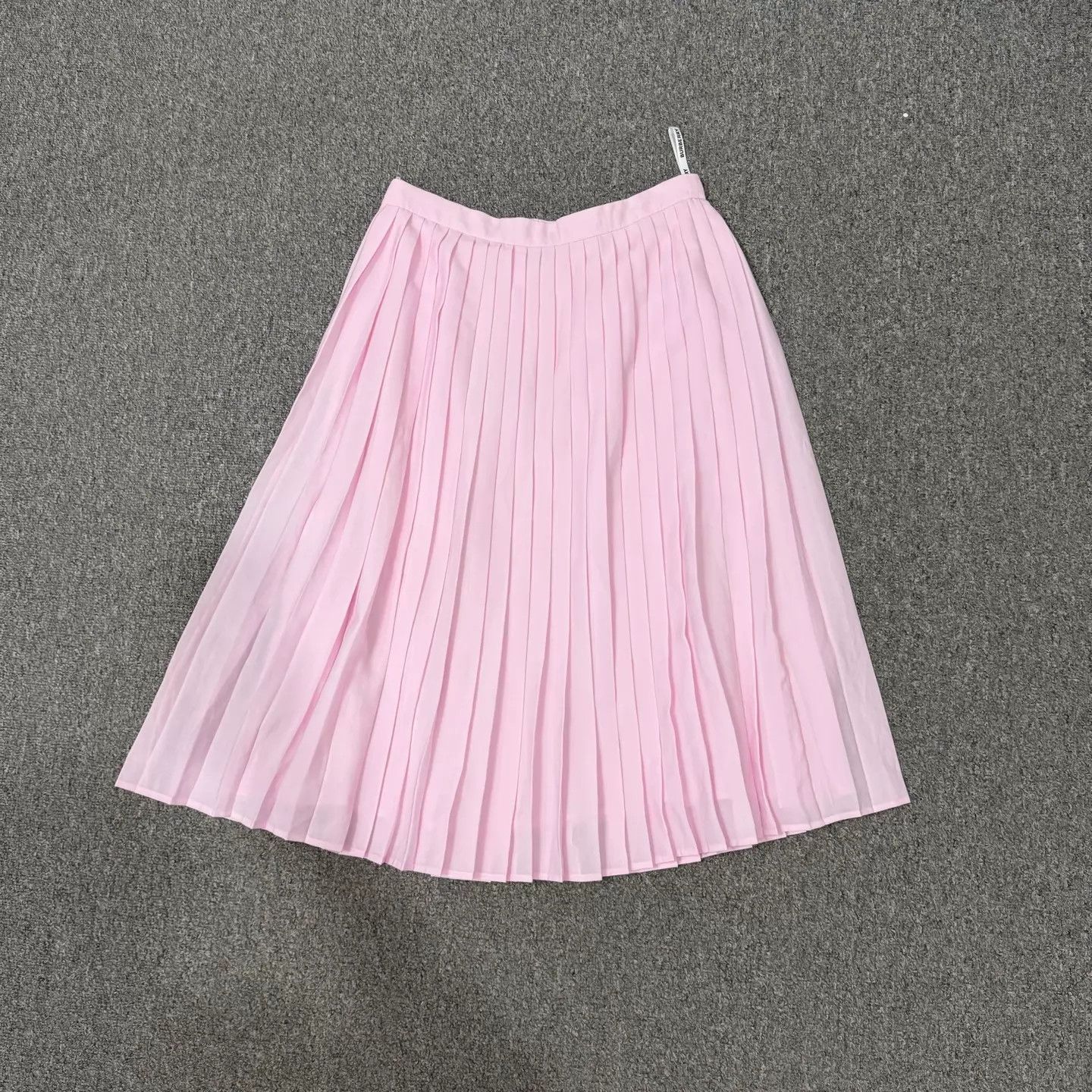 Burberry Burberry Pink Pleated Skirt UK8 NWT Size 27" / US 4 / IT 40 - 2 Thumbnail