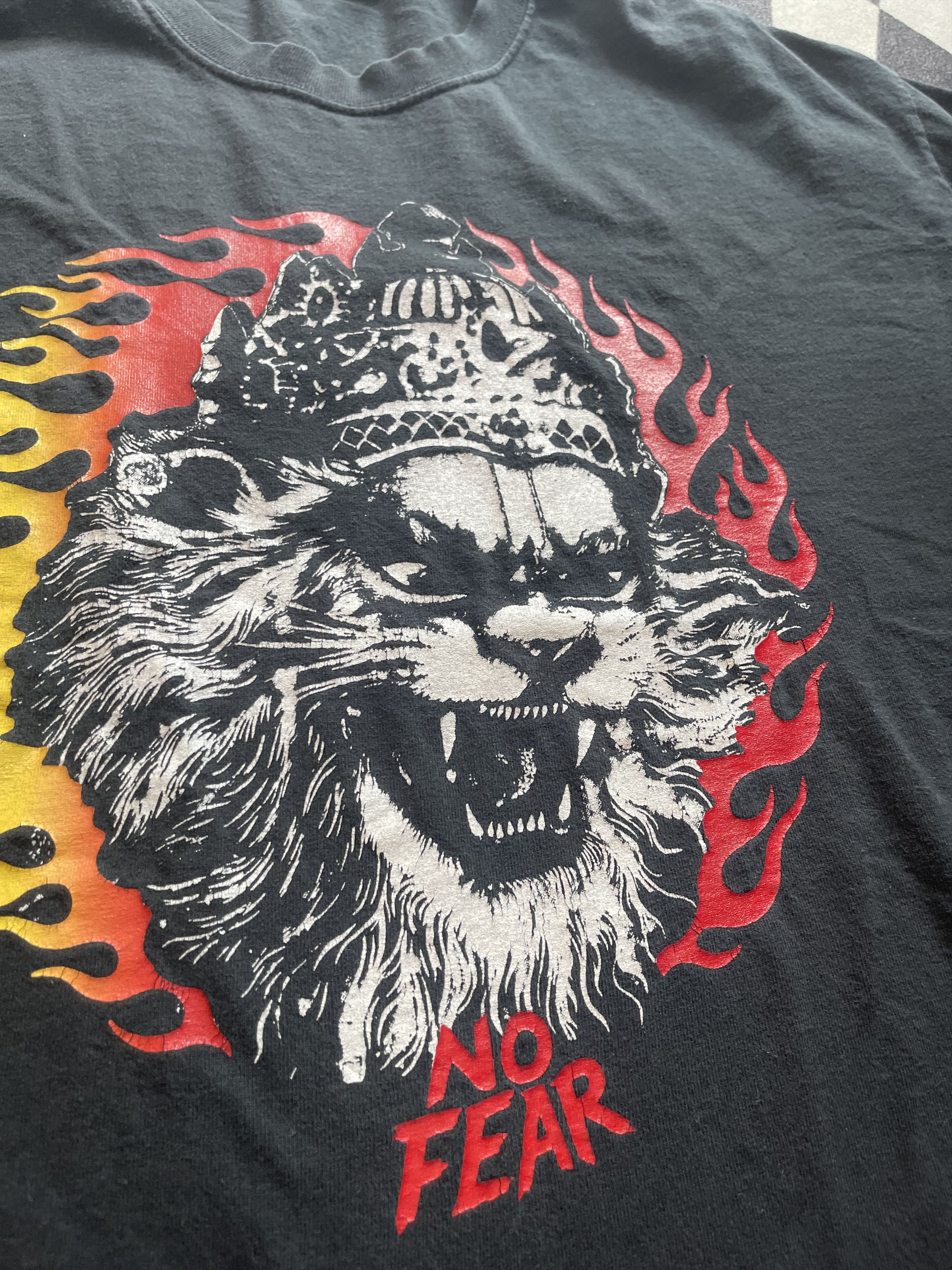Vintage Vintage 90s No Fear "Barong" Lion Fire Graphic Shelter Tee Size US L / EU 52-54 / 3 - 4 Thumbnail