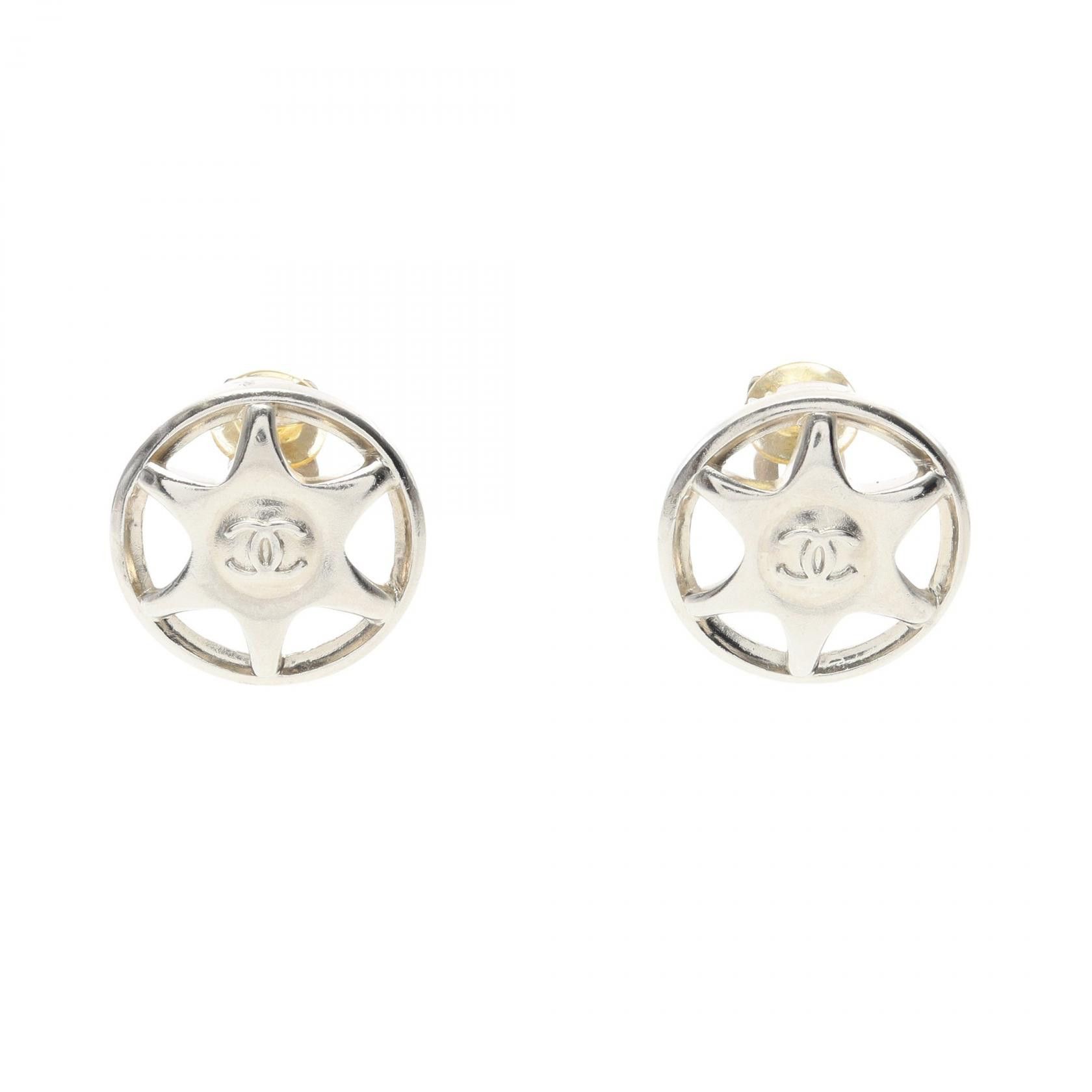 Chanel Chanel Chanel Coco Mark Clip Earrings Metal Earrings DUTY FREE for USA Size ONE SIZE - 1 Thumbnail