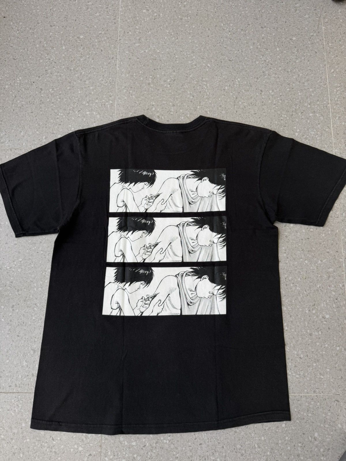 Supreme Supreme Akira Syringe tee FW17 Size US L / EU 52-54 / 3 - 3 Thumbnail