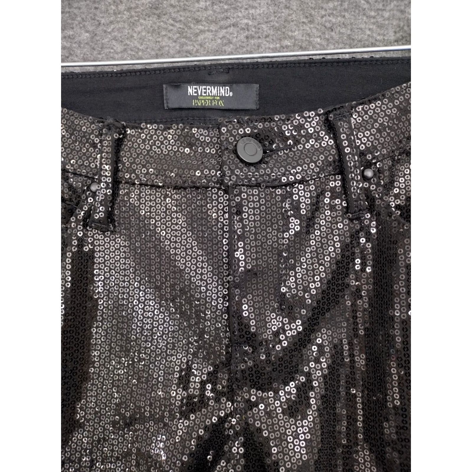 Vintage Nevermind Paper Fox Women's Sequin Black Pants Main Selling Point Pants 26 Black Sequin 5-pocket Mid Rise 28 in Inseam 28 Womens Regular XS-XL? Size 26" / US 2 / IT 38 - 3 Thumbnail