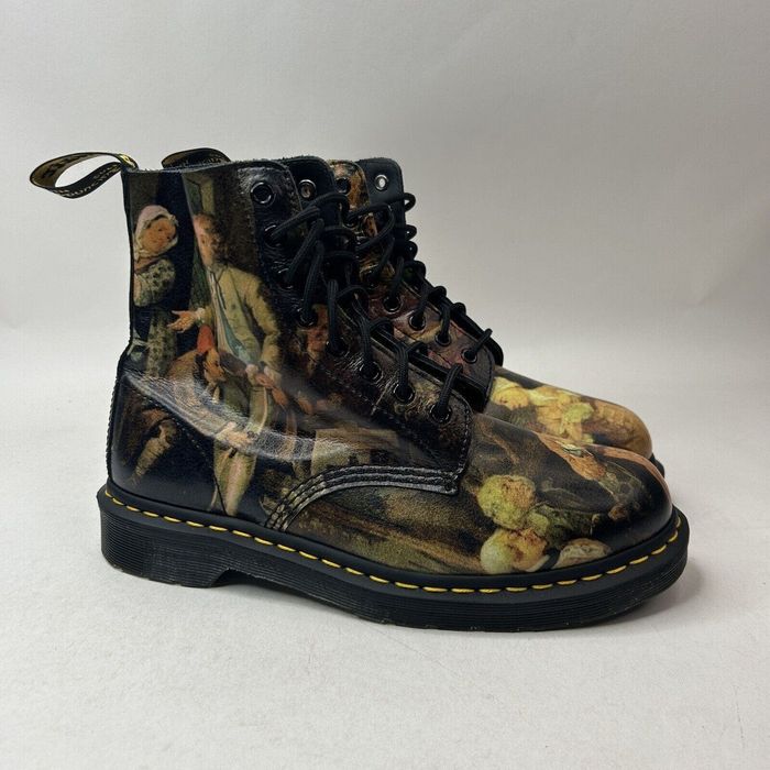 Doc martens hot sale museum collection