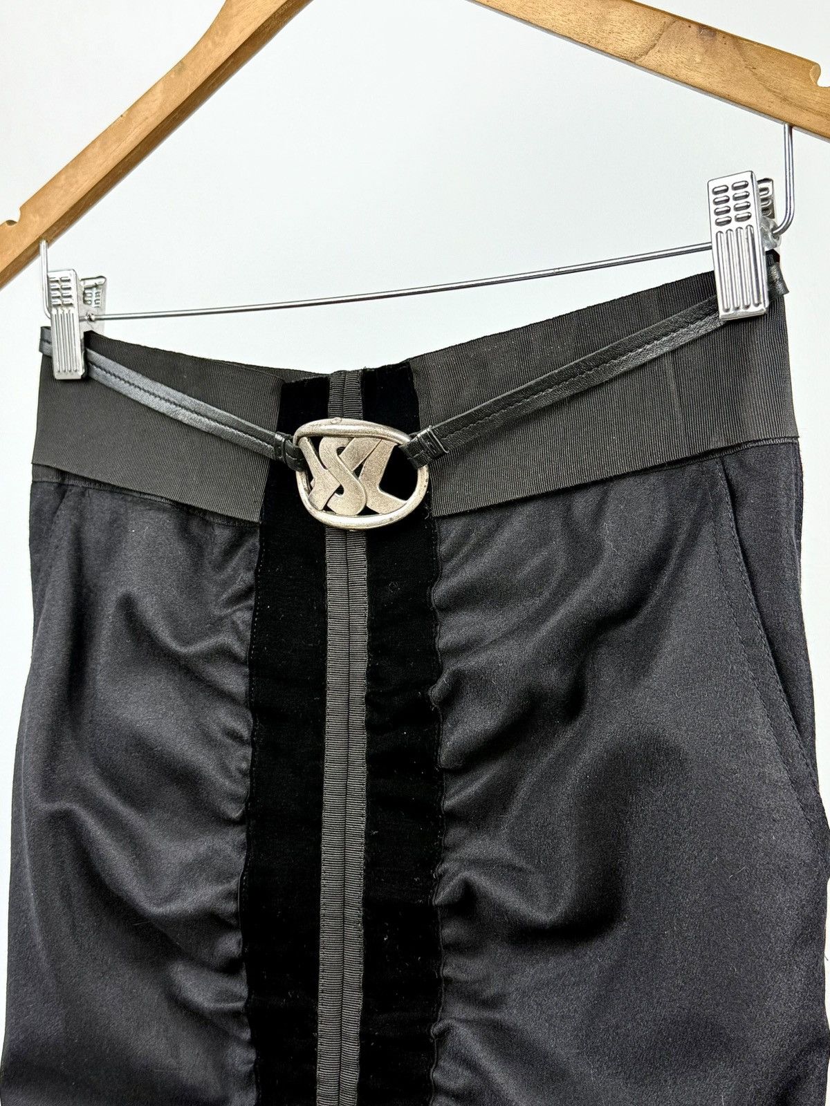 Yves Saint Laurent Yves Saint Laurent - Tom Ford - SS02 - Velvet - Ruched Skirt Size 25" / US 0 / IT 36 - 4 Thumbnail
