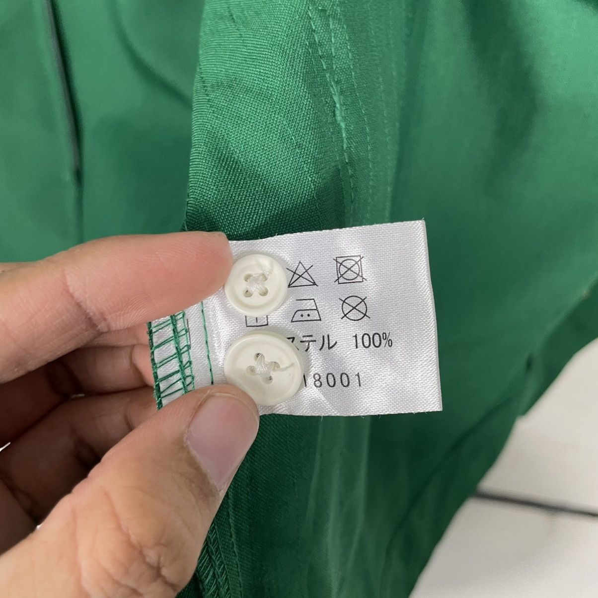 Other 7 Eleven Japan Official Long Sleeve Zipper Shirt Size US M / EU 48-50 / 2 - 17 Thumbnail