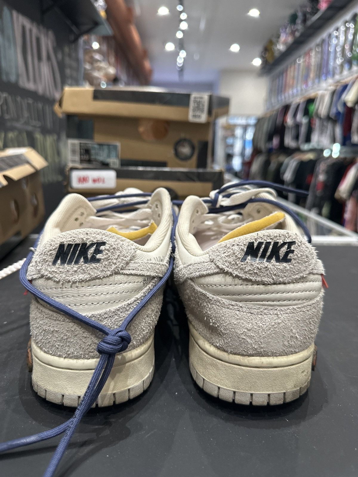 Nike × Off-White Nike Off-White Dunk Low Lot 18 Size US 11 / EU 44 - 4 Thumbnail