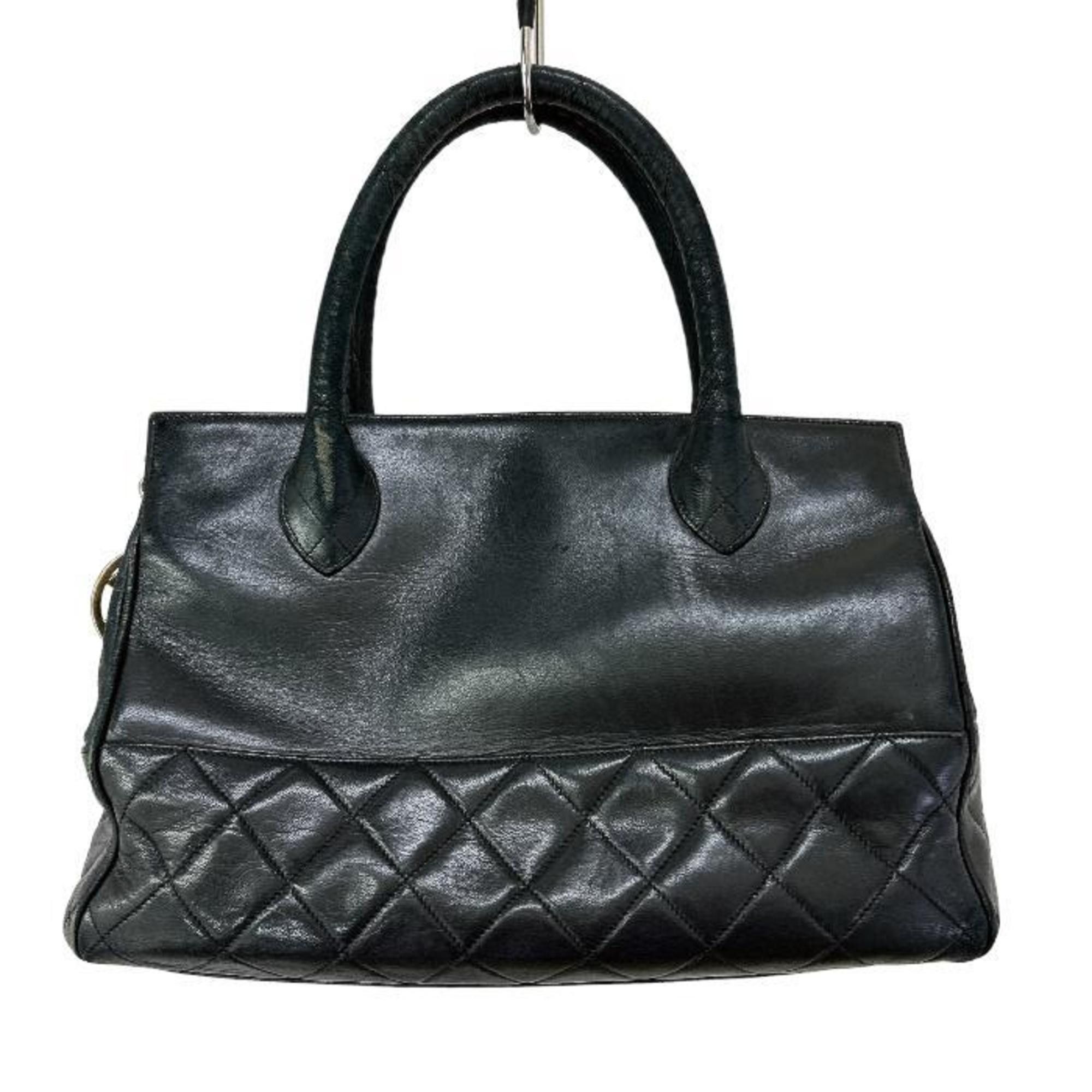 image of Chanel Matelasse Handbag Black, Women's