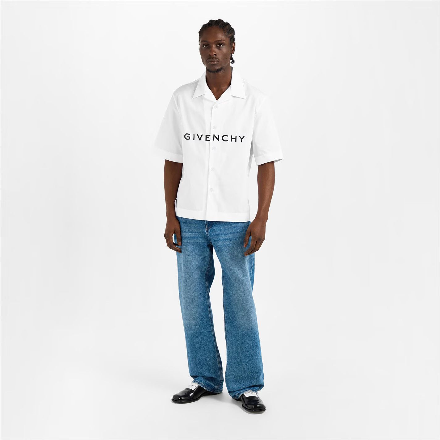 Givenchy o1g2r1mq0426 Boxy Fit Short Sleeve Plain Shirt in White Size US S / EU 44-46 / 1 - 6 Thumbnail