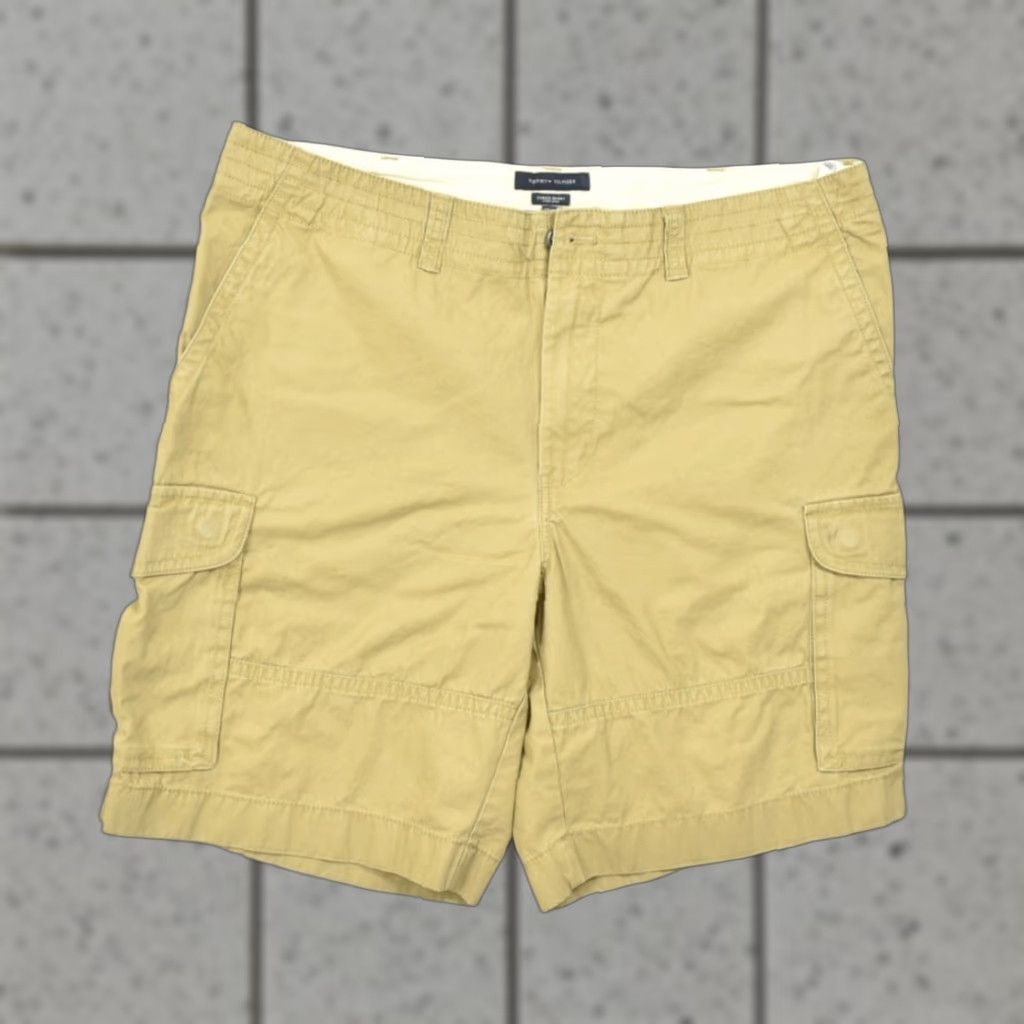 Tommy Hilfiger Tommy Hilfiger Cargo Shorts Men Size 40 Tan Beige Cotton Canvas Flat Front Pockets Casual Summer 90s Vintage Not N/A Size US 40 / EU 56 - 1 Thumbnail