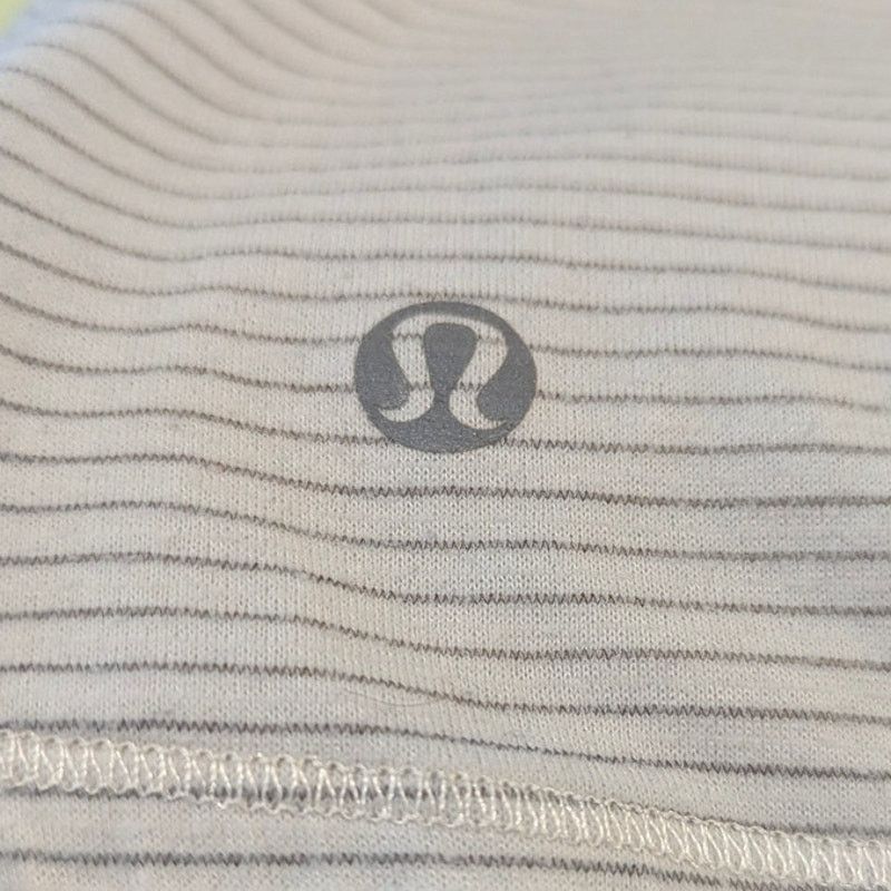 Lululemon Lululemon Athletic Striped Cream Short Sleeve Tshirt Size 6 Size S / US 4 / IT 40 - 4 Thumbnail