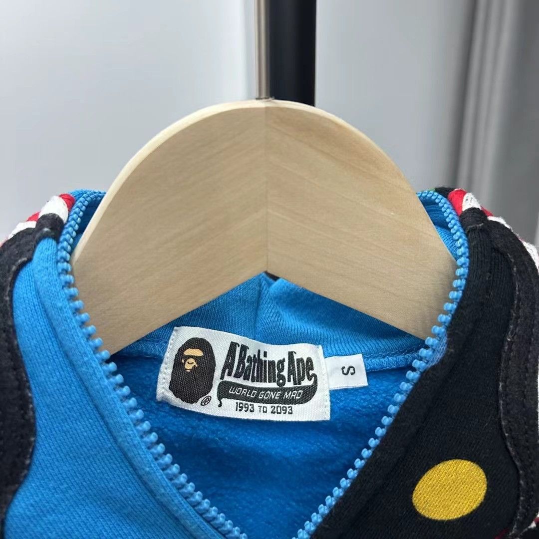 Bape CAMO SHARK FULL ZIP HOODIE Size US S / EU 44-46 / 1 - 3 Thumbnail