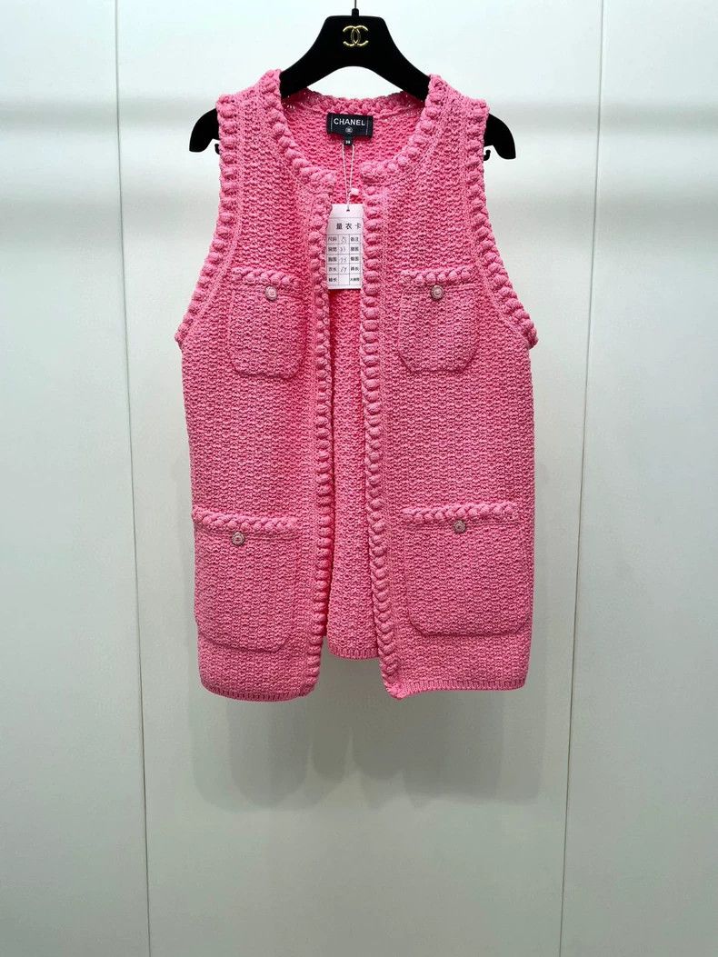 Chanel Pink knitted vest