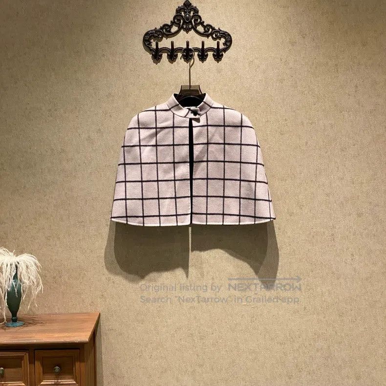 Valentino Valentino Pink plaid reversible wool poncho skirt set Size XS / US 0-2 / IT 36-38 - 2 Thumbnail