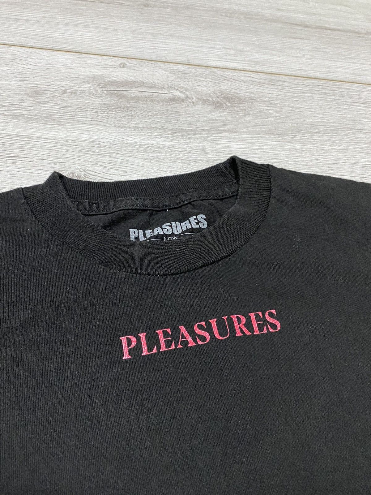 Pleasures Marilyn Manson Pleasures face big logo t-shirt Size US M / EU 48-50 / 2 - 3 Thumbnail