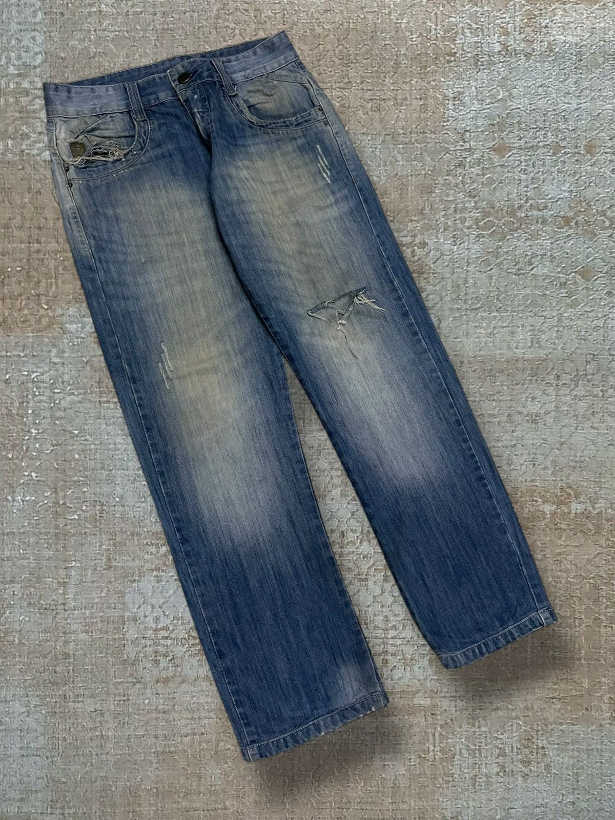 Japanese Brand Vintage 1990s Designer Republica Distressed Mudwash Denim Size US 31 - 2 Thumbnail