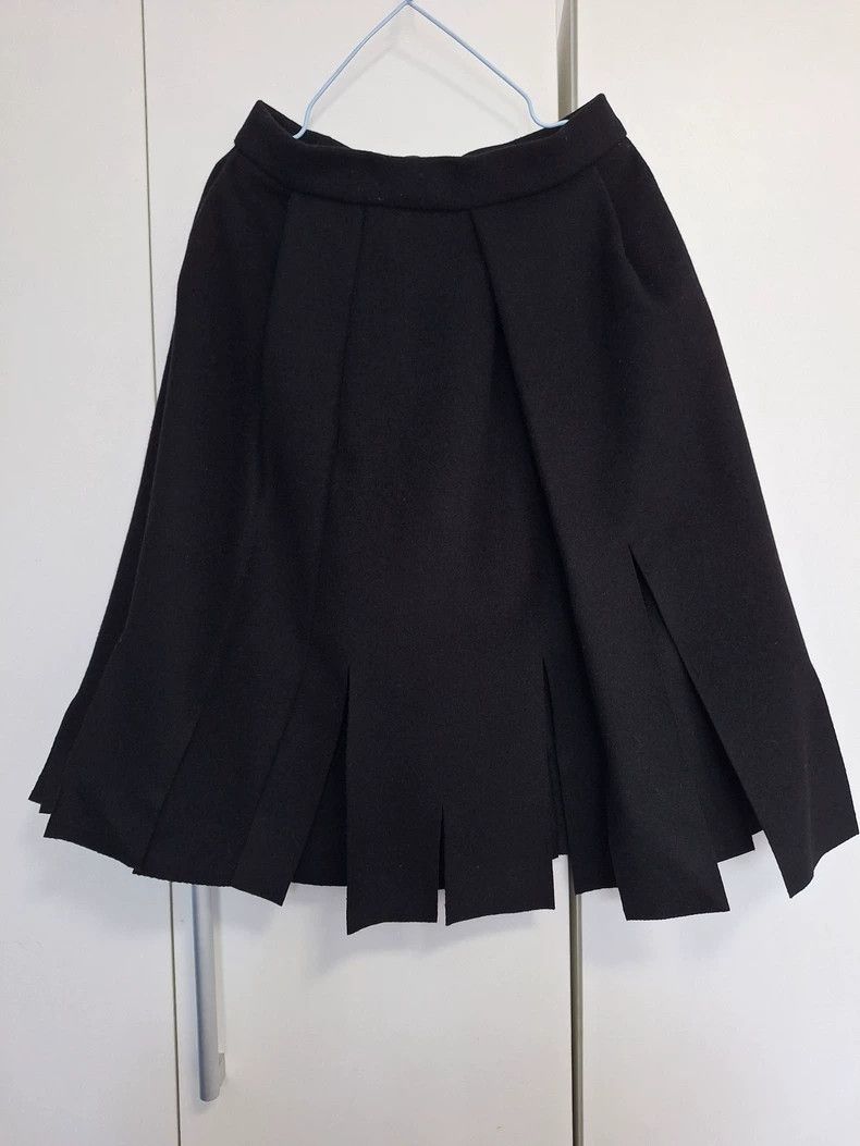 Vivienne Westwood Black half-length skirt