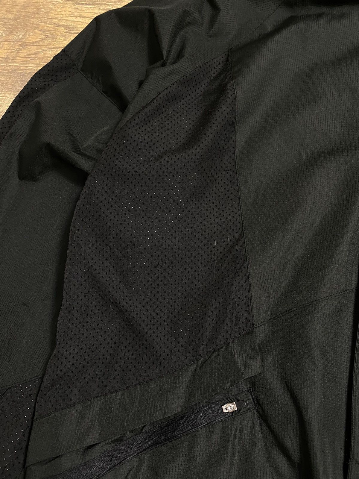 Nike Nike MAX LTD Windbreaker Jacket (Size L) Size US L / EU 52-54 / 3 - 7 Thumbnail