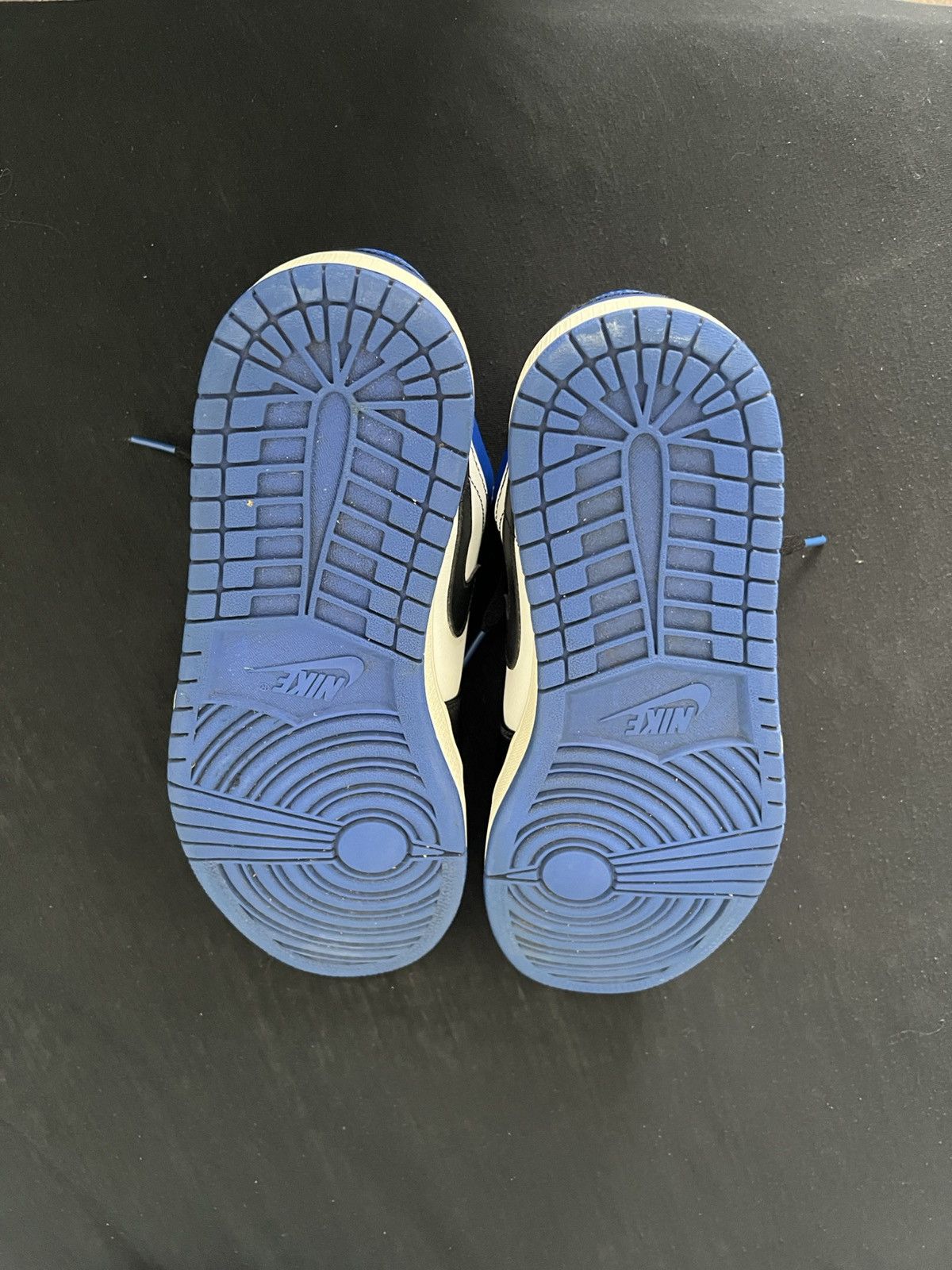 Jordan Brand Jordan 1 Low Royal Toe Size US 11 / EU 44 - 6 Thumbnail