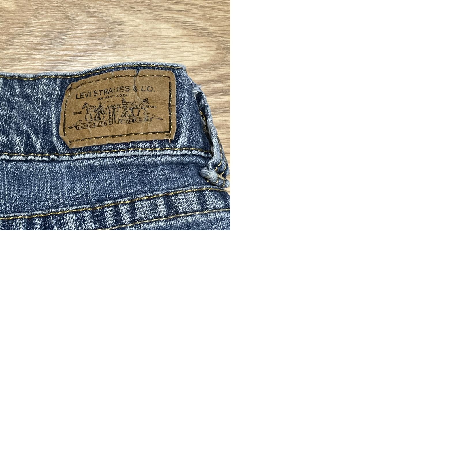 Levi's Levi's 542 Flare Denim Jeans Women 18M Medium Blue Pockets Regular 542 Model Cowgirl Rodeo Flap 18M Womens Jeans Size 40" / US 18 - 9 Thumbnail