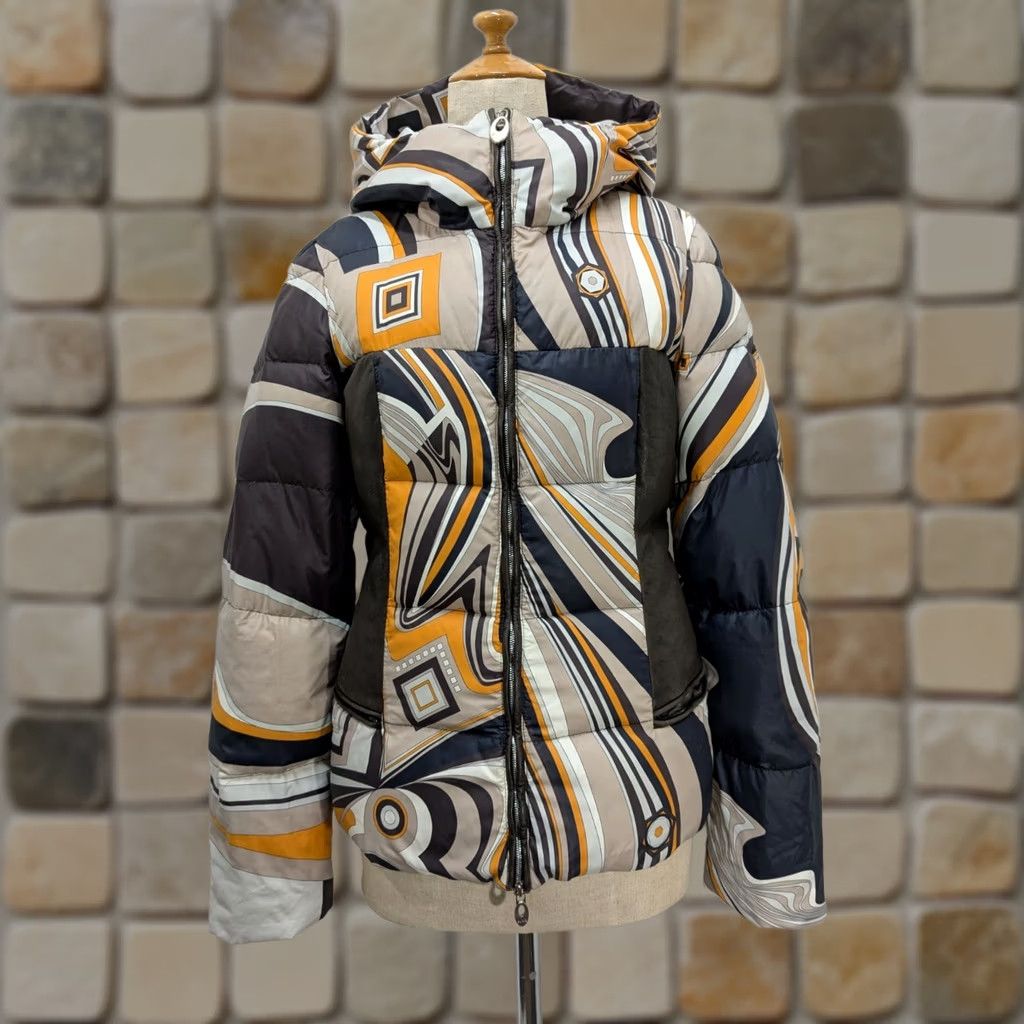 Emilio Pucci Emilio Pucci Down Jacket Geometric Design Multicolor Nylon Long Sleeve Women's Size XS / US 0-2 / IT 36-38 - 1 Thumbnail