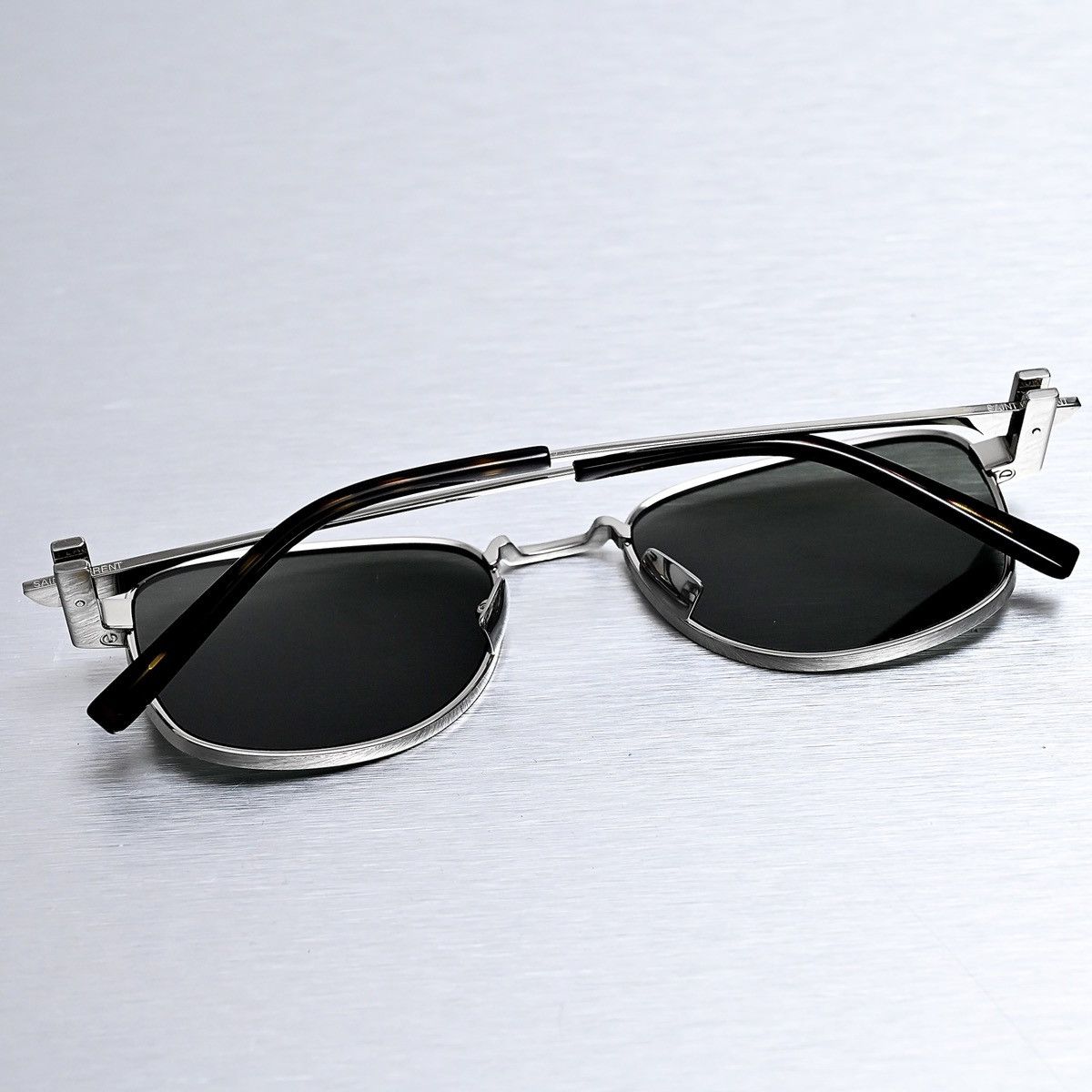 Saint Laurent Paris SAINT LAURENT SL 741 SUNGLASSES Size ONE SIZE - 9 Thumbnail