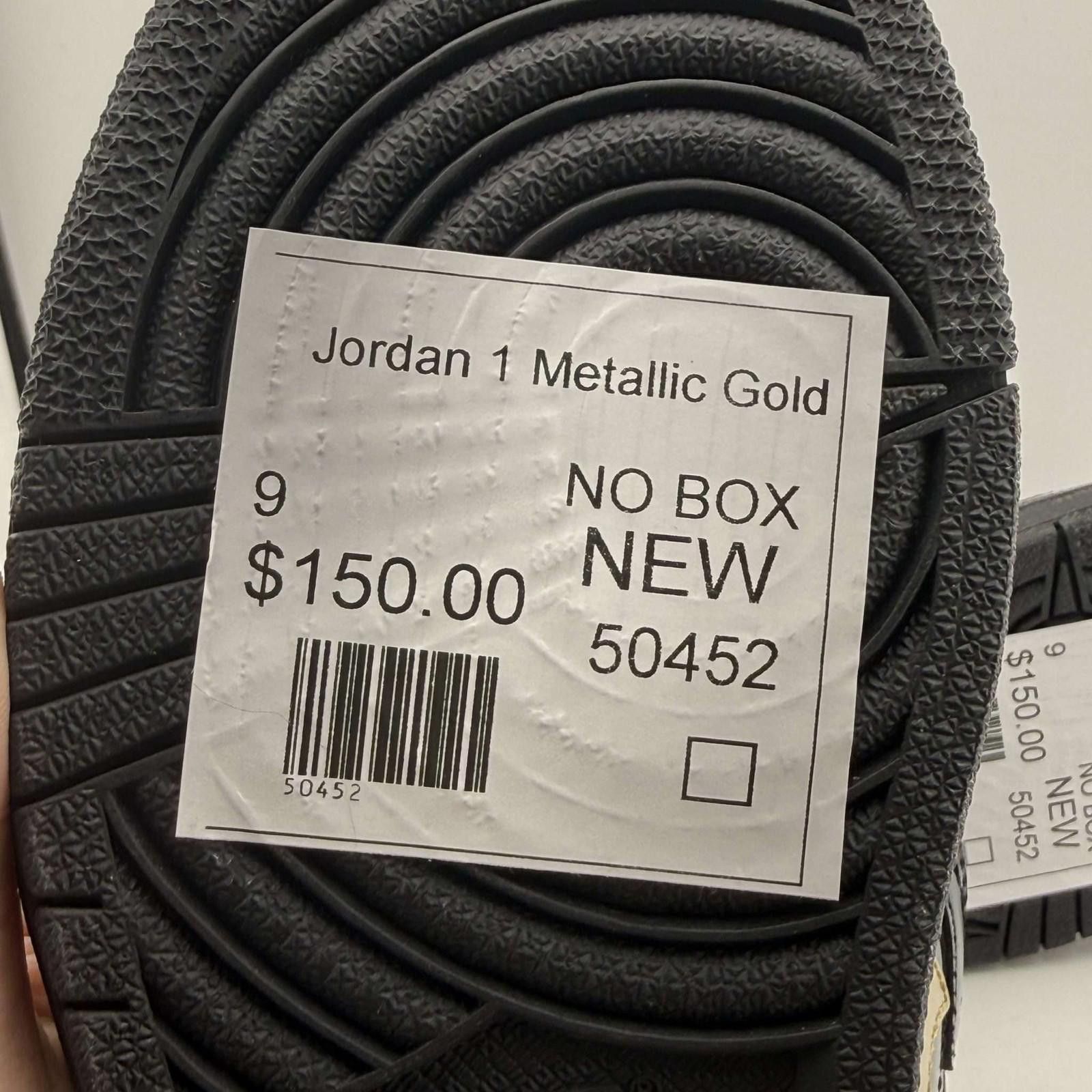 Nike Jordan 1 Metallic Gold Size US 9 / EU 42 - 7 Thumbnail