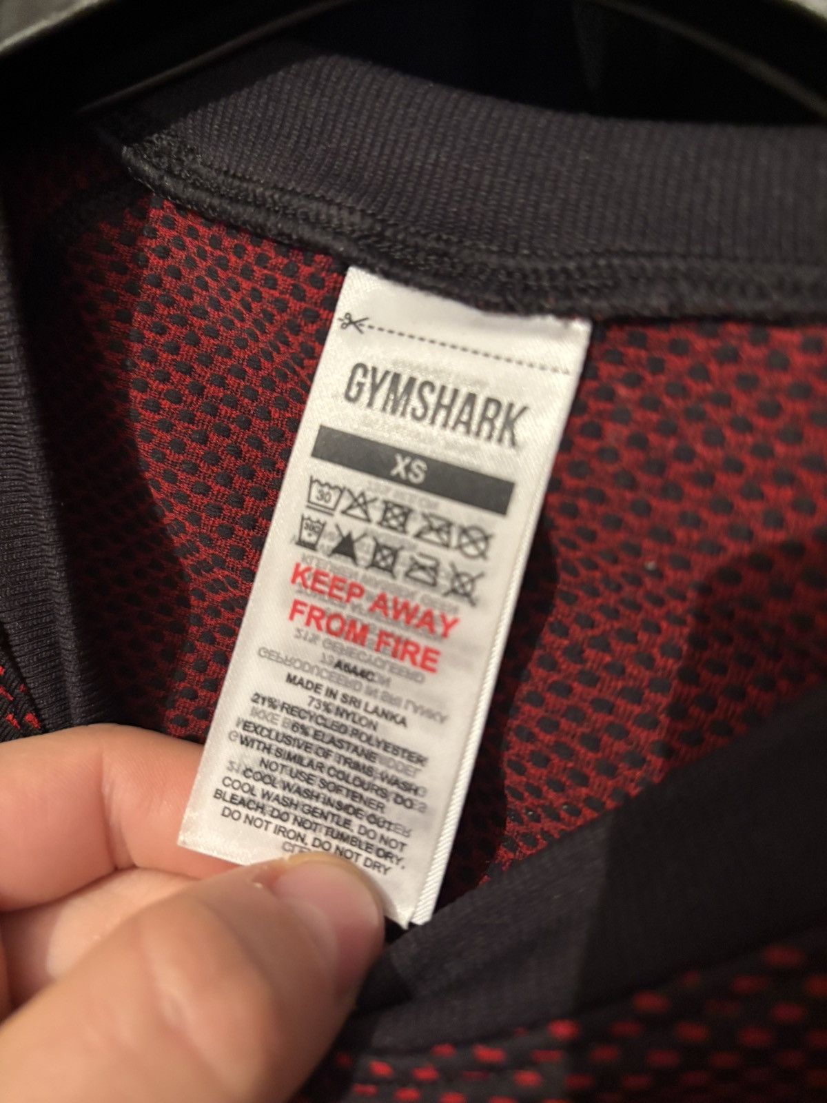 Gymshark Onyx v5 Seamless Short Sleeve, black/carmine colour Size US XS / EU 42 / 0 - 4 Thumbnail