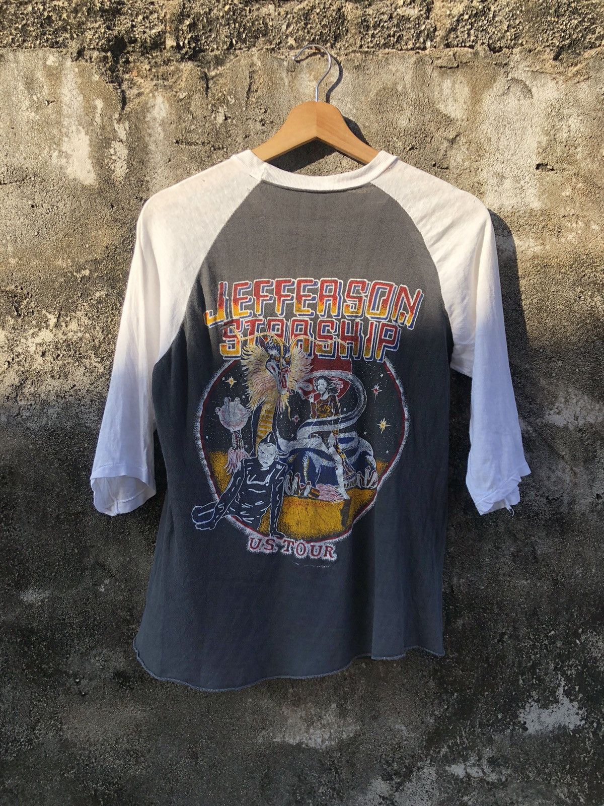 Band Tees × Vintage Vintage 80s Jefferson Starship Raglan Tee Distressed Size US S / EU 44-46 / 1 - 2 Thumbnail