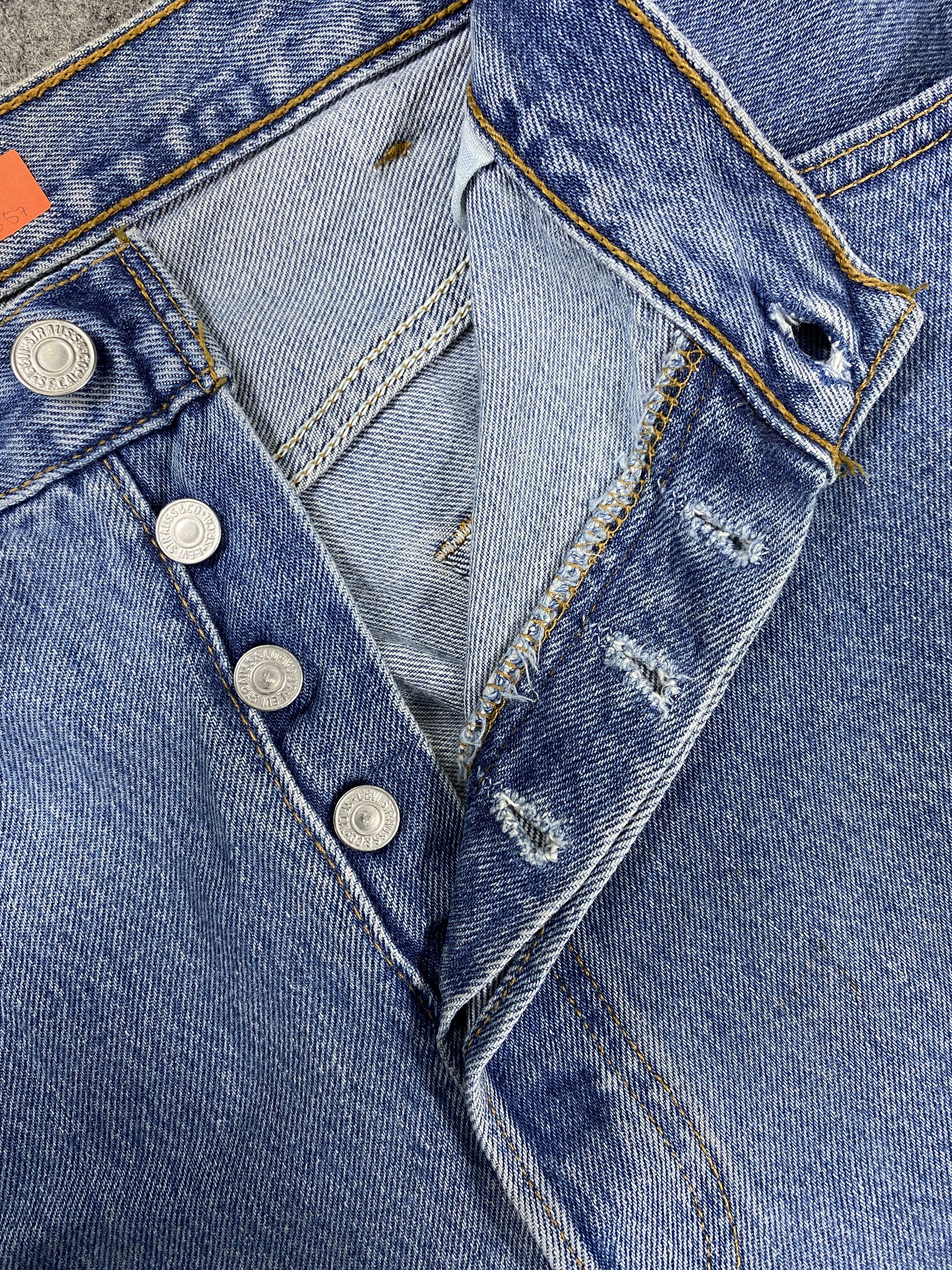 Levi's Blue Vintage Levi's 501 Jeans 38x30 Denim -JN2357 Size US 38 / EU 54 - 6 Thumbnail