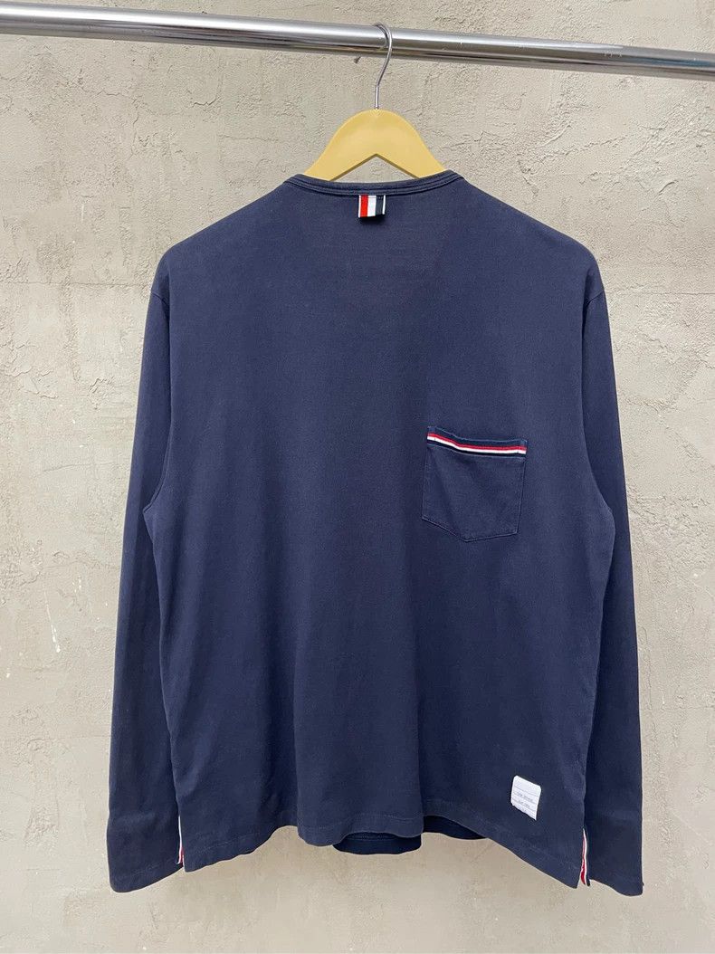 Thom Browne Thom Browne A long-sleeved cardigan Size US L / EU 52-54 / 3 - 3 Thumbnail