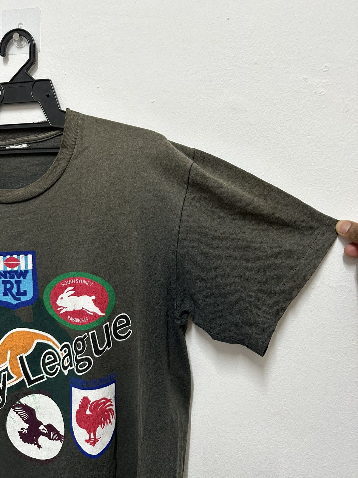 Anvil Vintage Team Rugby League Thrashed Sunfaded Tshirt Size US L / EU 52-54 / 3 - 8 Thumbnail