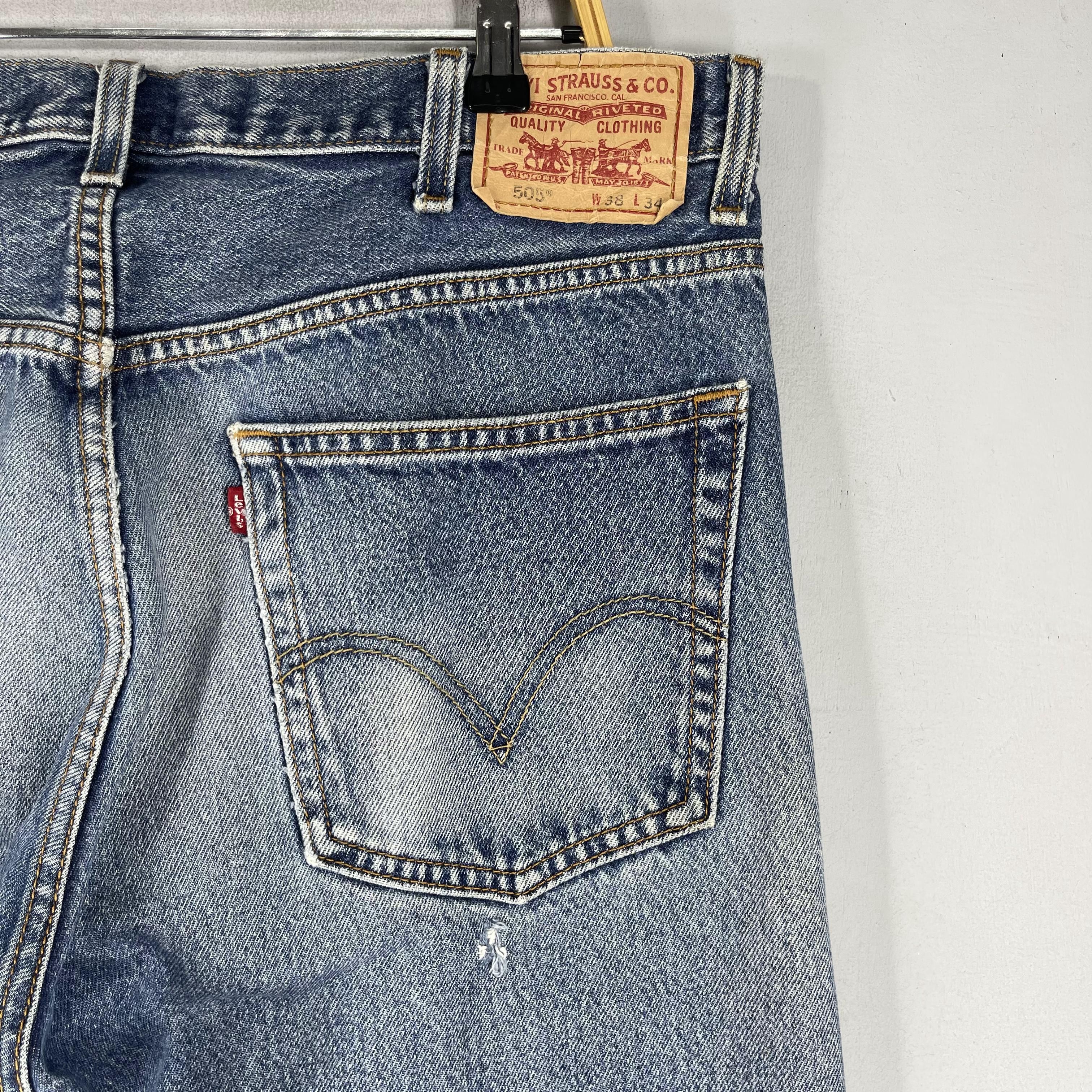 Levi's × Vintage W37 L33 Vintage Levis 505 Distressed Ripped Jeans Size US 37 - 8 Thumbnail