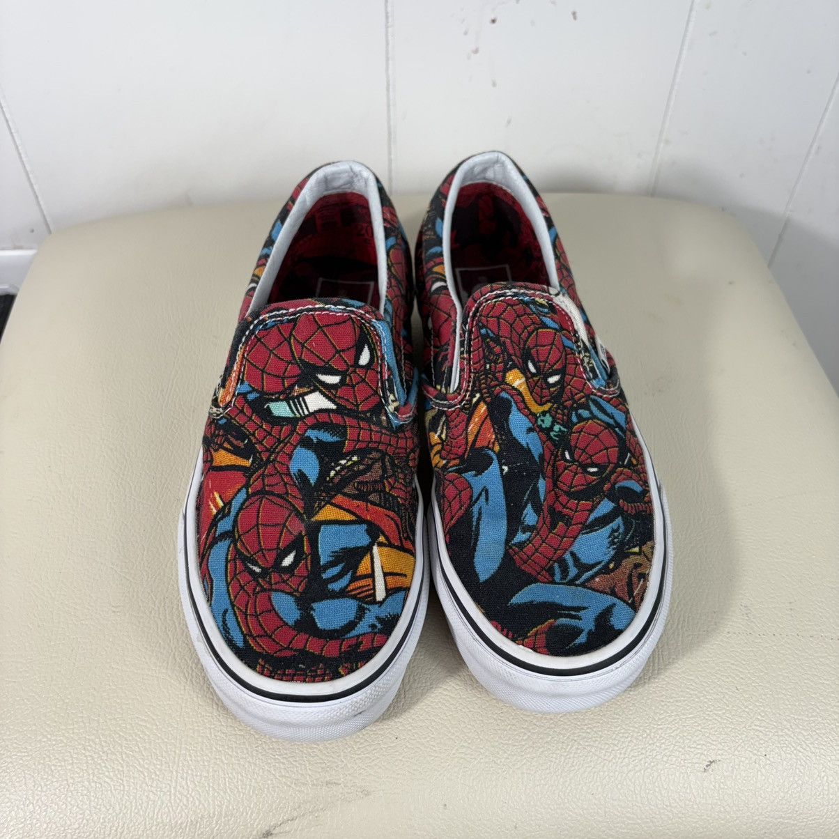 Vans Vans x Marvel Spider-Man Low Top Slip On Canvas Sneakers Size US 6.5 / IT 36.5 - 3 Thumbnail