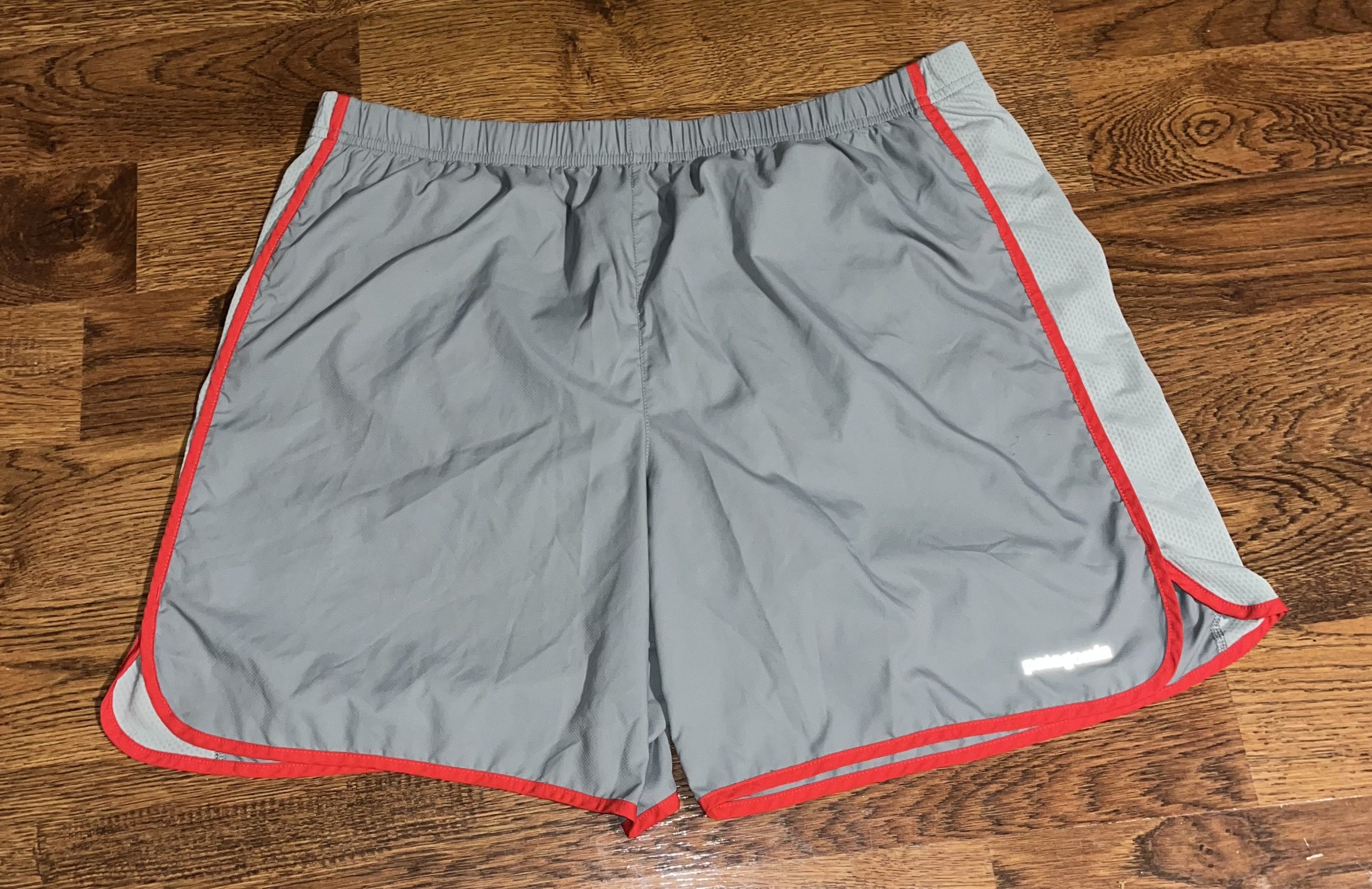 Patagonia Patagonia 3M logo shorts Size US 34 / EU 50 - 1 Thumbnail