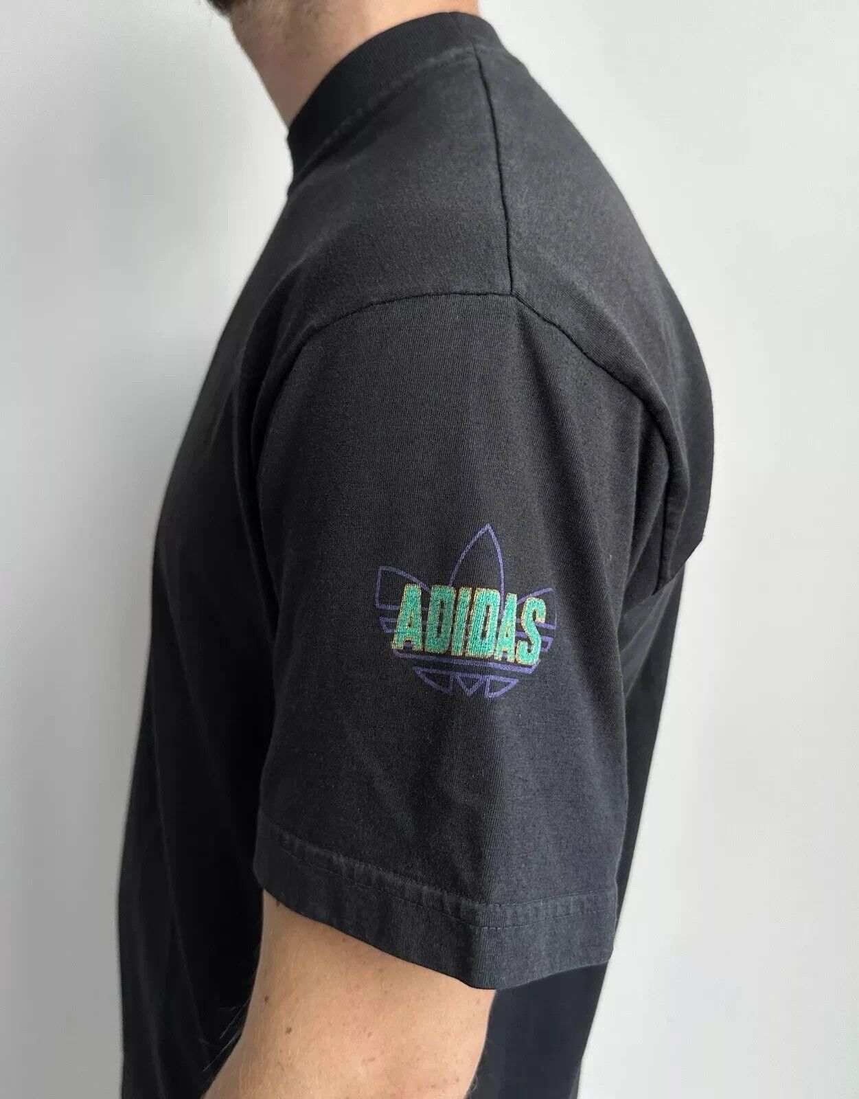 Adidas VINTAGE 1990s ADIDAS SHIRT TEE 90s BLOKE LOGO RETRO Size US S / EU 44-46 / 1 - 5 Thumbnail