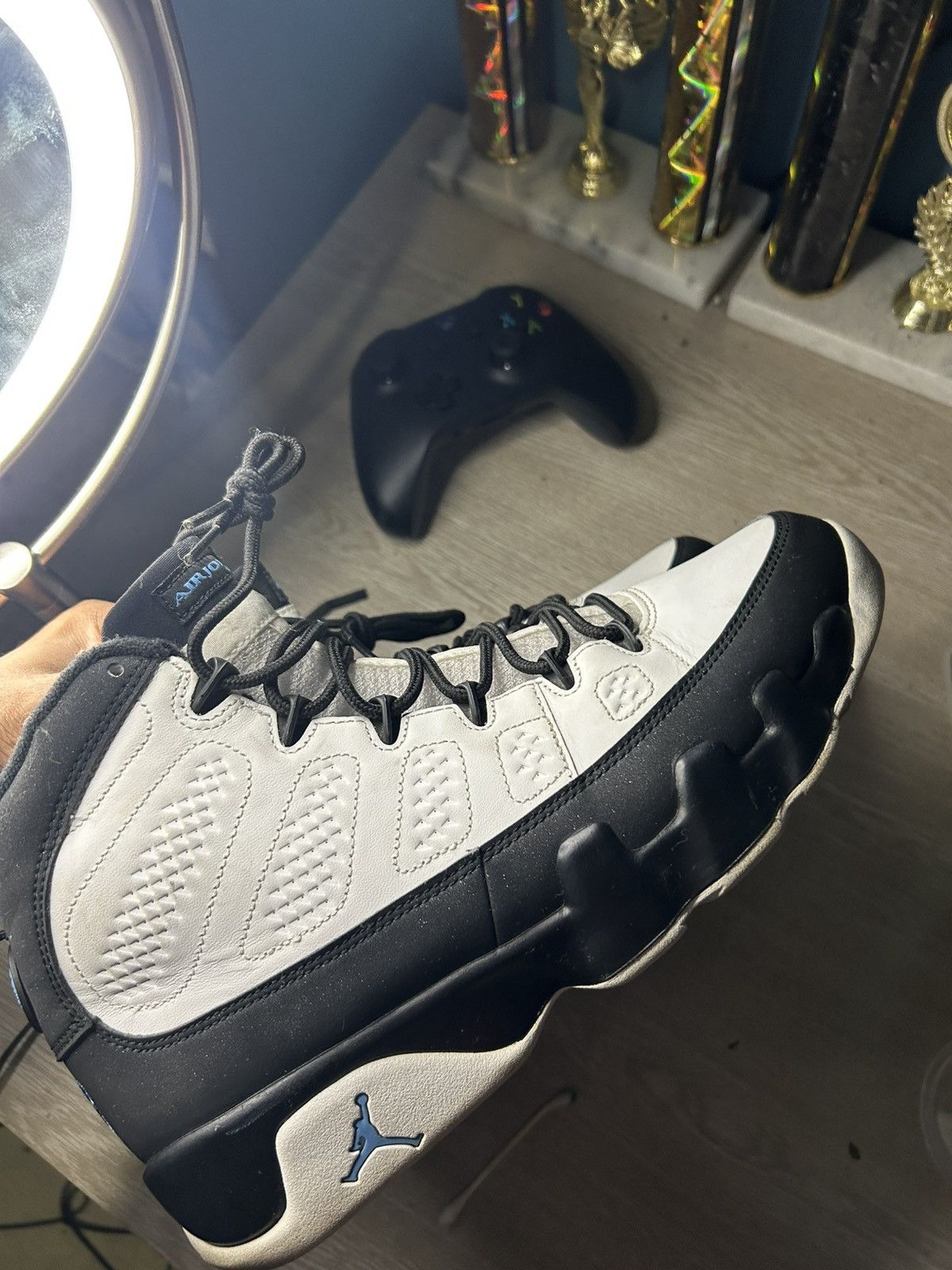 Jordan Brand Air Jordan Retro 9 “University Blue” Size US 9.5 / EU 42-43 - 1 Thumbnail