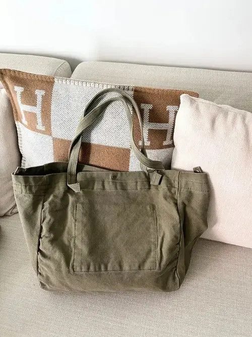 VIBE STEAL! Vintage Japan Military Green Tote Bag Size ONE SIZE - 2 Thumbnail