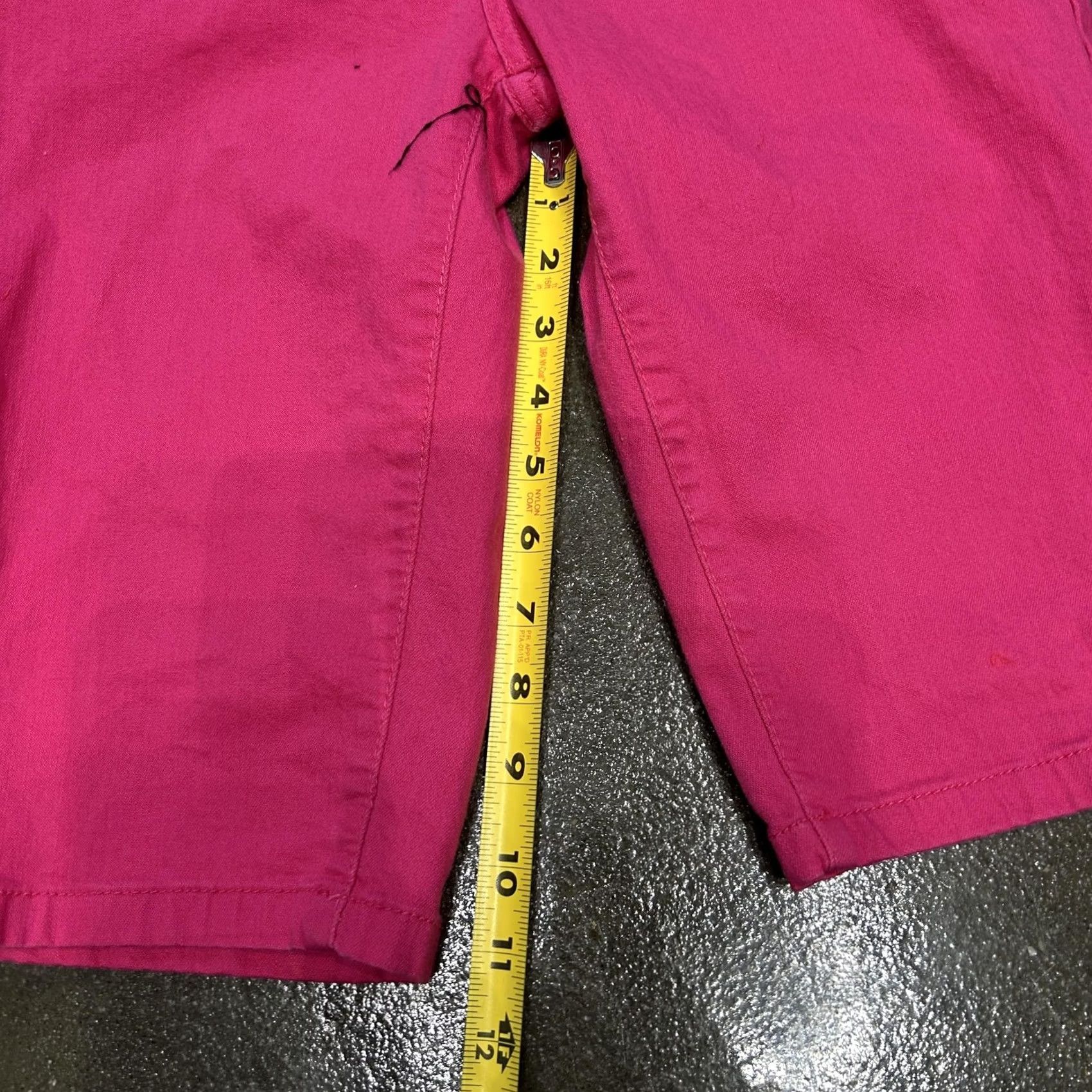 Southpole VINTAGE South Pole Bermuda Shorts 9 Pink Embroidered Back Pockets Casual Size 30" / US 8 / IT 44 - 5 Thumbnail