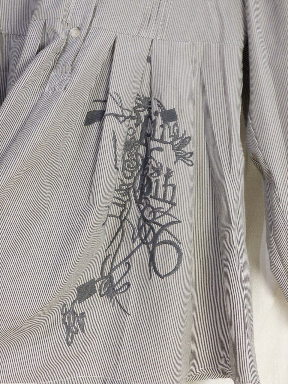 Cop Copine Cop Copine embroidered black&white pinstripe shirt blouse Size S / US 4 / IT 40 - 6 Thumbnail