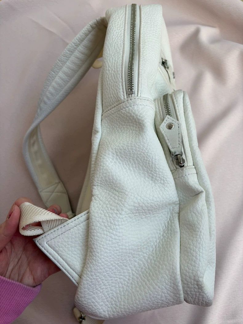 Vivienne Westwood Vivienne Westwood size os White Saturn leather embossed bac Size ONE SIZE - 5 Thumbnail