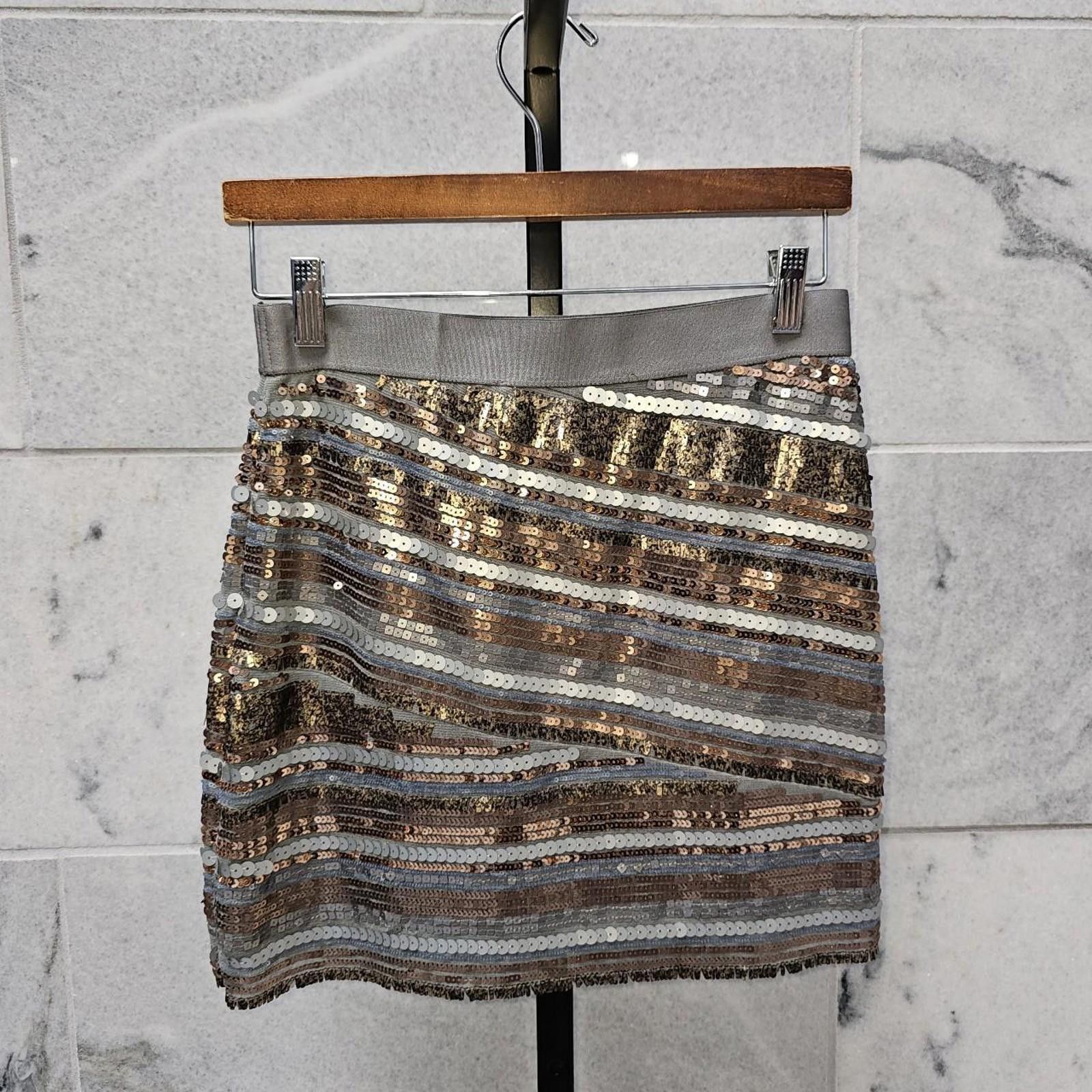 Designer Chelsea & Violet Women's Silver and Gold Skirt Size XS / US 0-2 / IT 36-38 - 1 Thumbnail