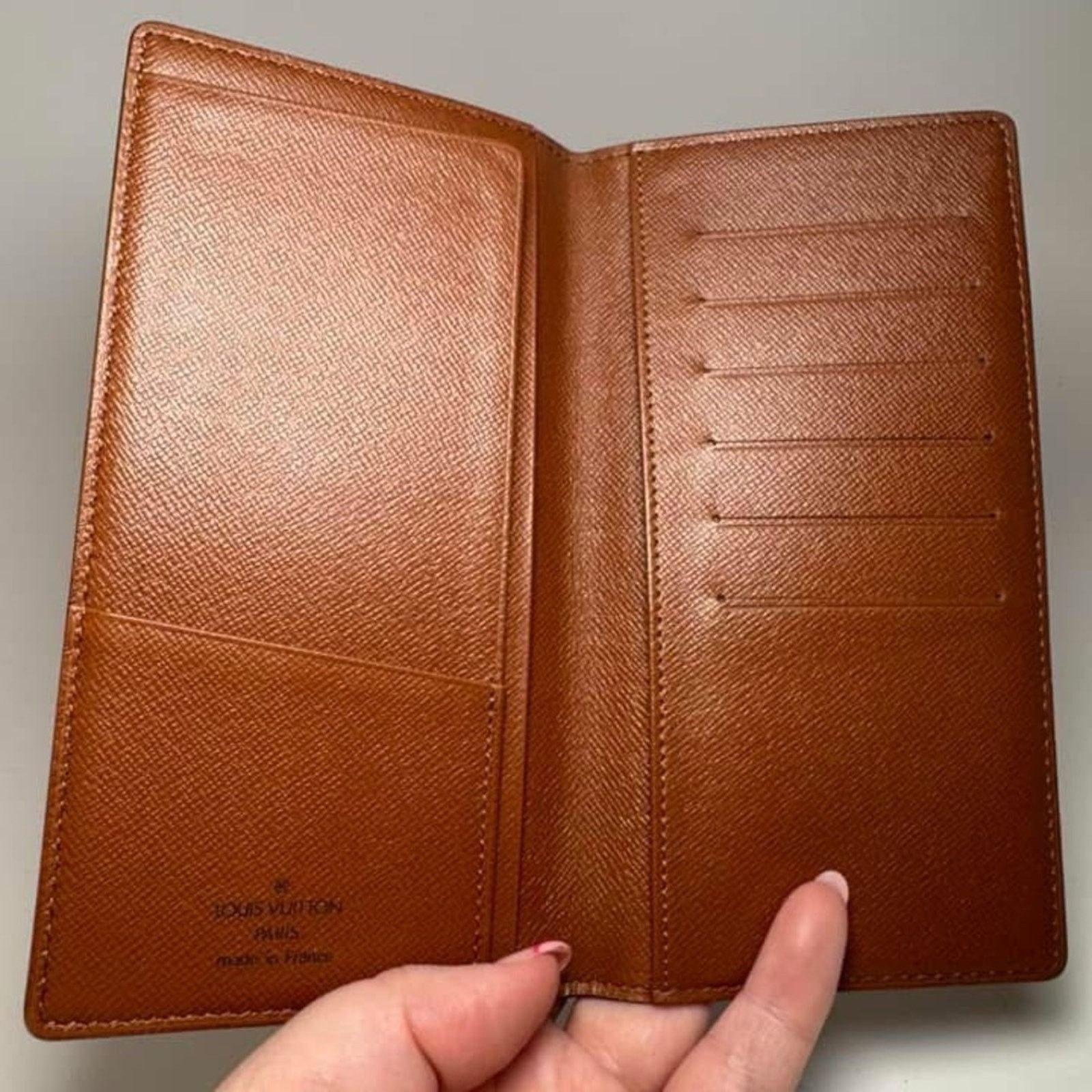 Louis Vuitton Louis Vuitton Monogram Porte Valeurs Cartes Wallet/Passport Size ONE SIZE - 2 Thumbnail
