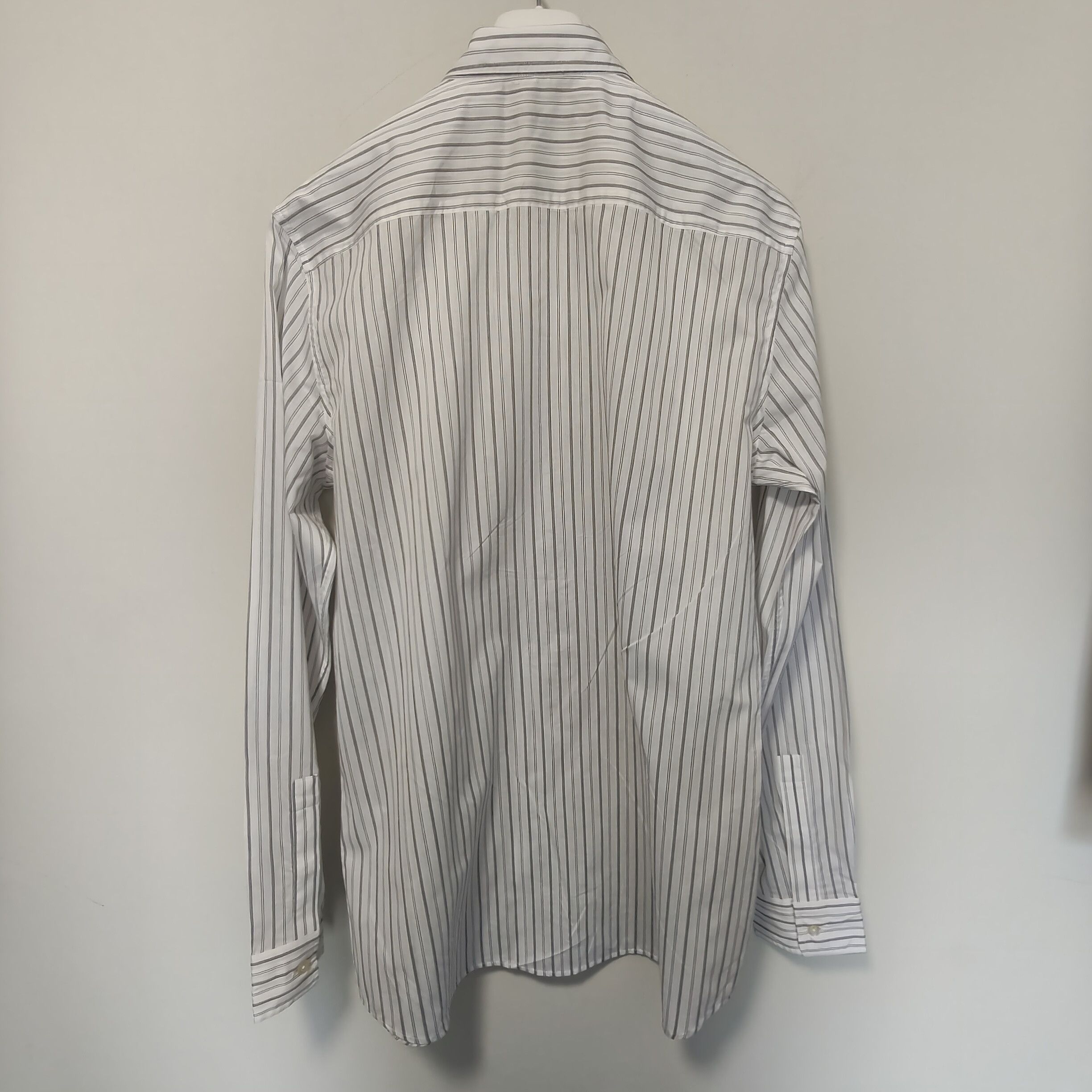 Givenchy Embroidered logo shirt Size US L / EU 52-54 / 3 - 9 Thumbnail