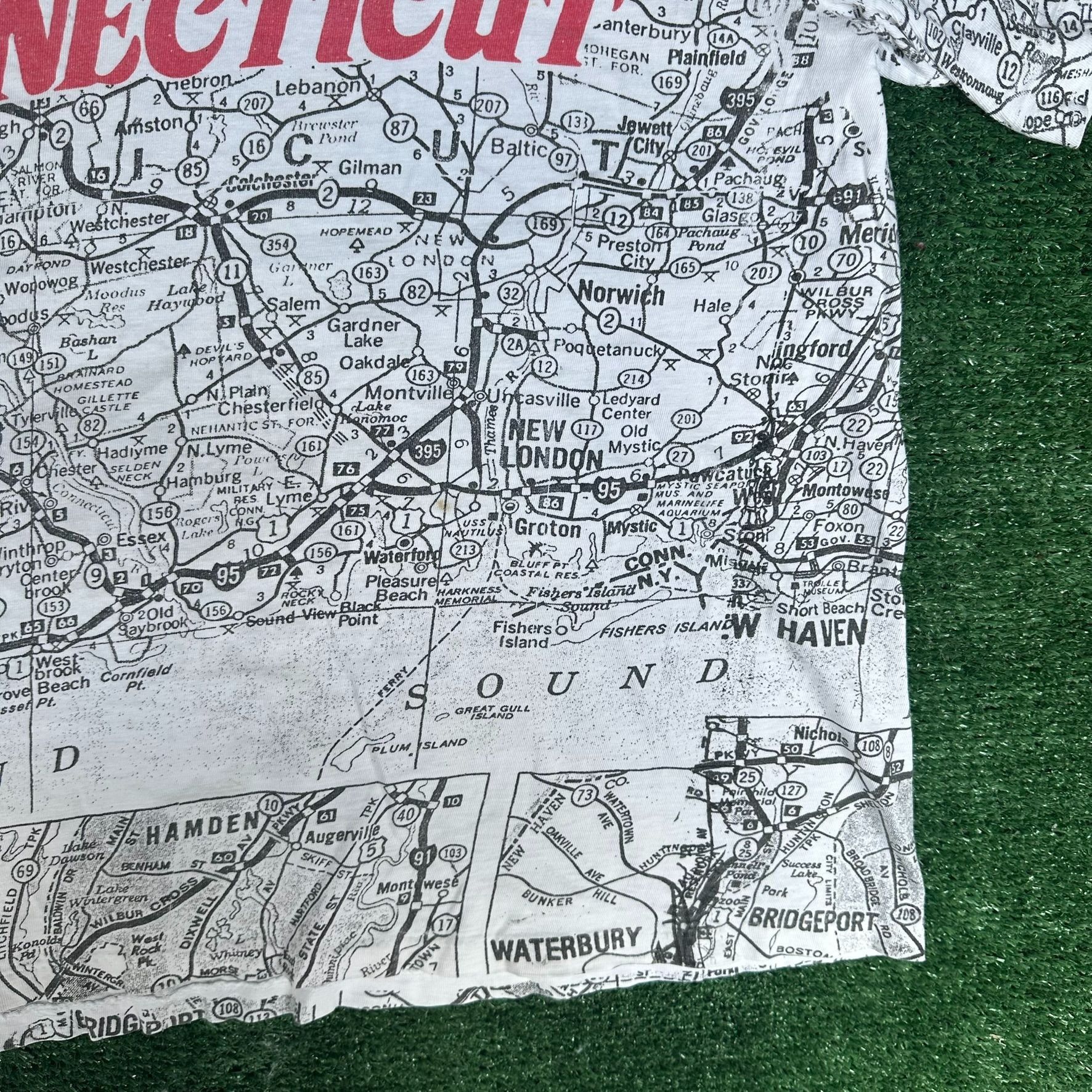 Vintage Vintage 90s Connecticut Road Map AOP T-Shirt White L Single Size US L / EU 52-54 / 3 - 6 Thumbnail