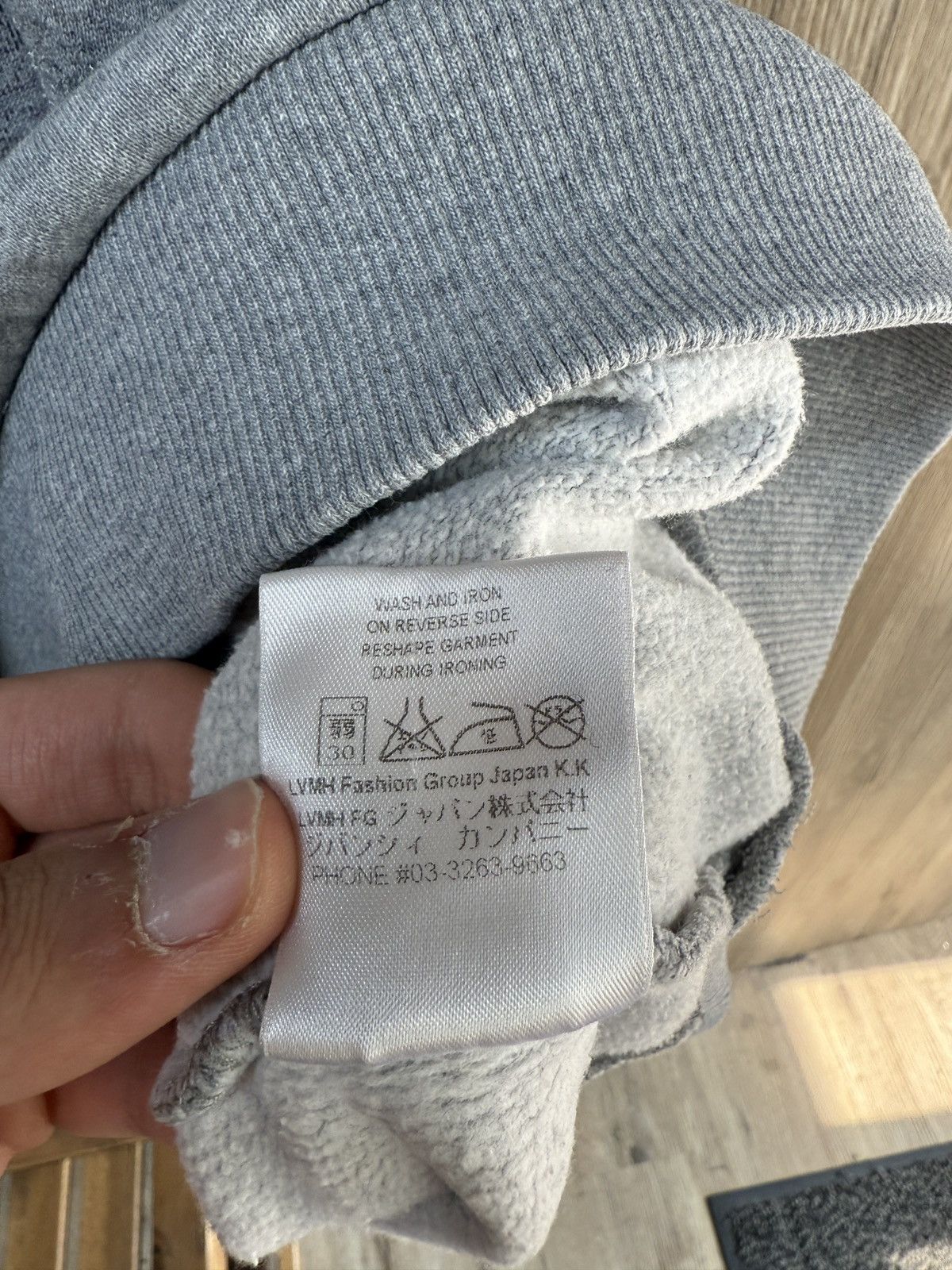 Givenchy Givenchy Grey Crewneck Size US XL / EU 56 / 4 - 7 Thumbnail