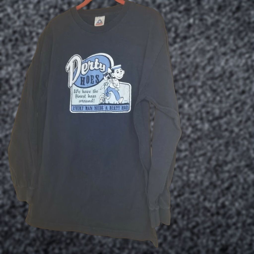Vintage Mens L Derty Hoes Funny Gardening T-Shirt Graphic Long Sleeve Shirt Mens blue Size US L / EU 52-54 / 3 - 1 Thumbnail