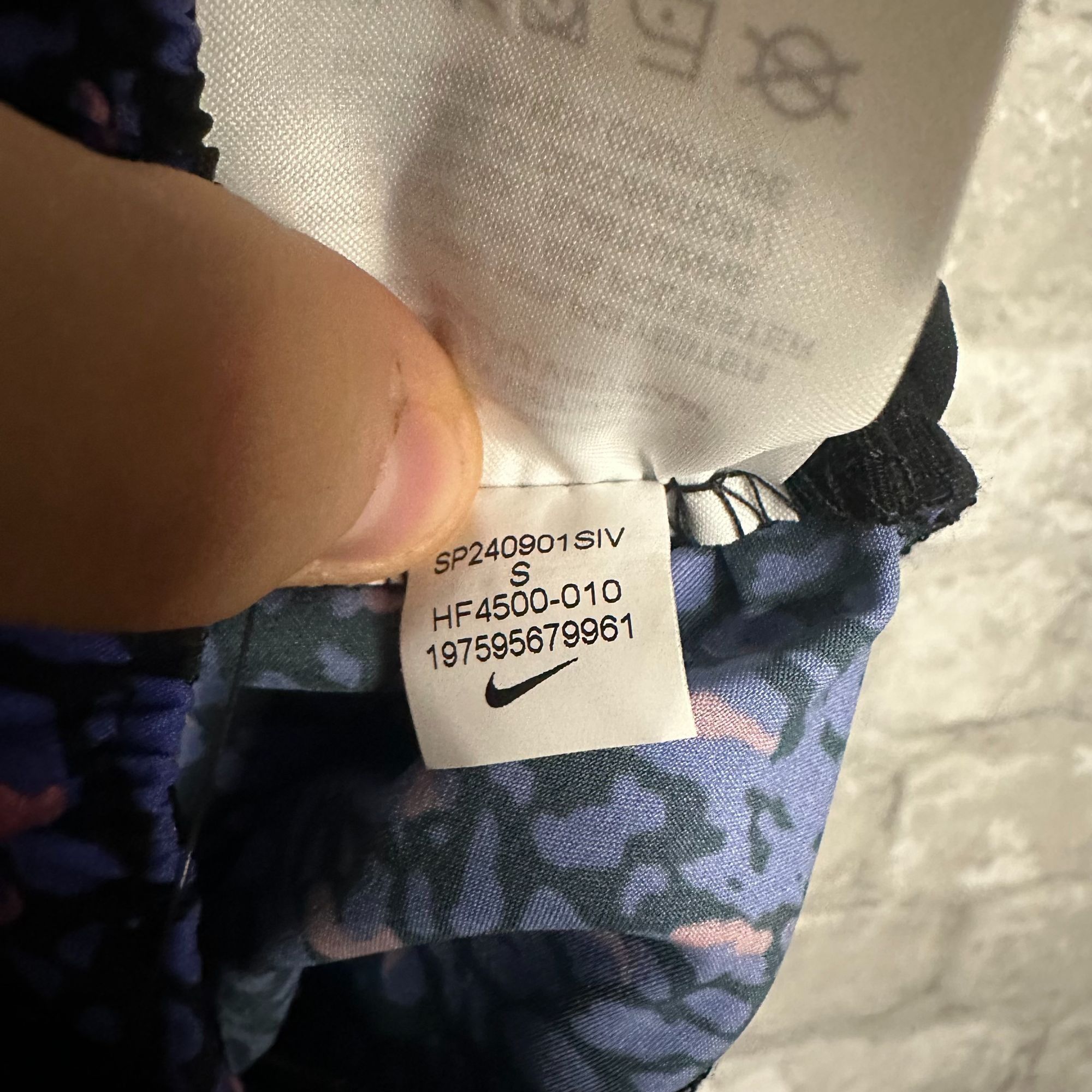 Nike Nike Women's One Dri-FIT Mid-Rise 3" Brief-Lined NWOT Small Size 28" / US 6 / IT 42 - 12 Thumbnail