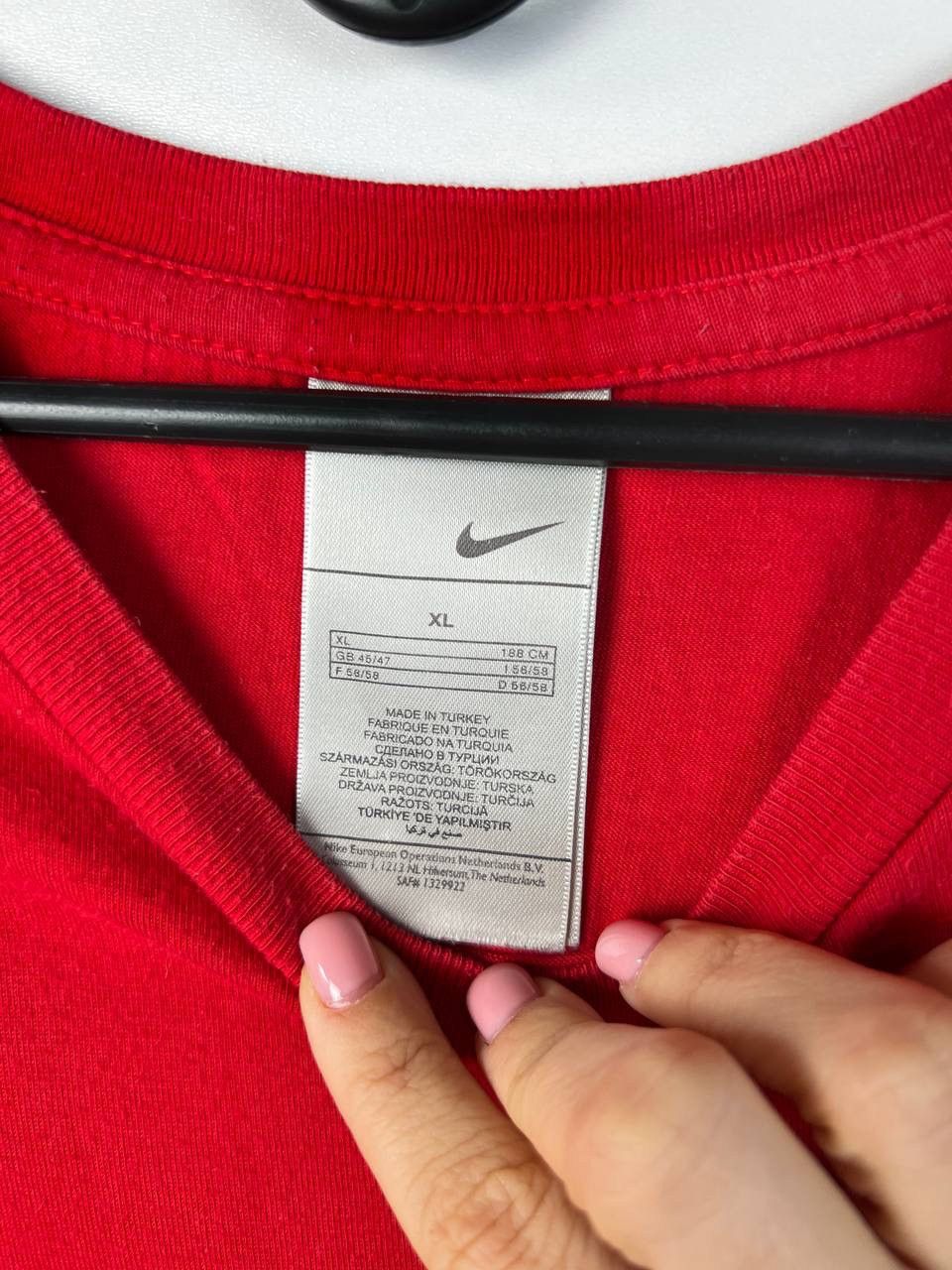 Vintage Nike 00s Swoosh streetwear vintage t-shirts size XL Size US XL / EU 56 / 4 - 2 Thumbnail