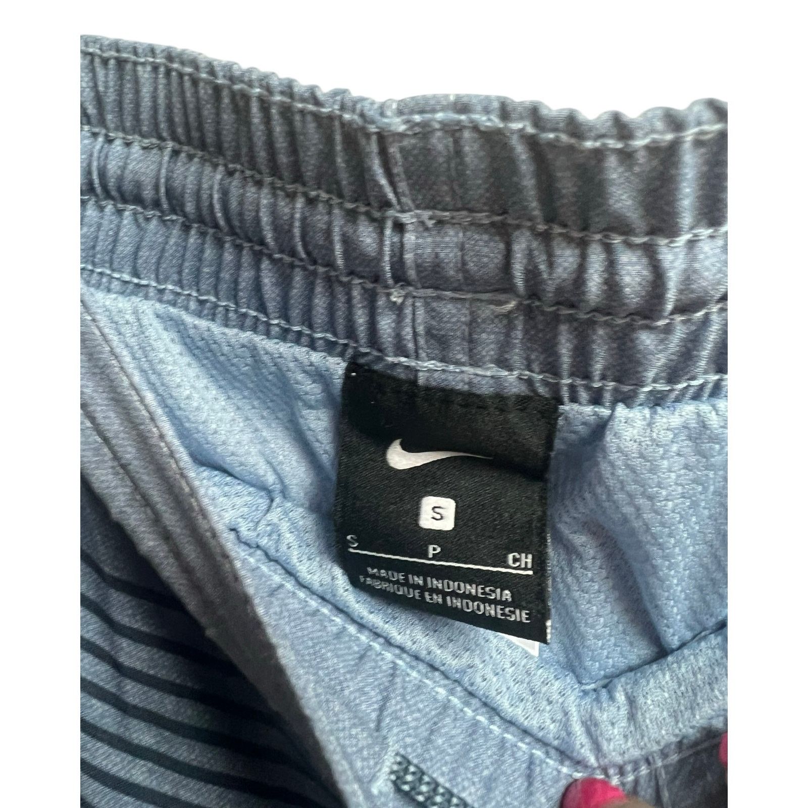 Nike Nike Men's JUST DO IT Vital Gray Stripe Swim Shorts Small Size US 30 / EU 46 - 5 Thumbnail