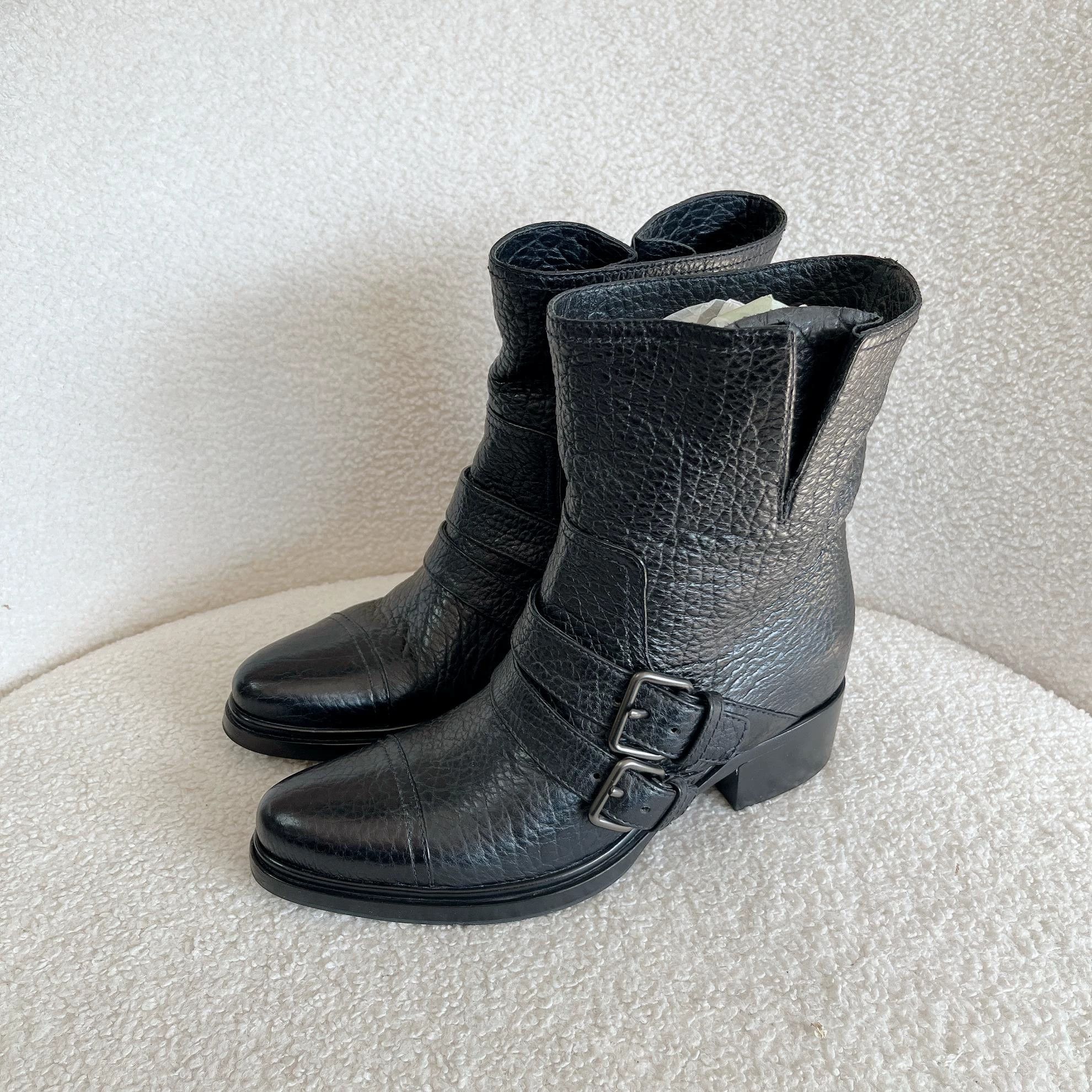 Miu Miu MIU MIU Black Short Boots 36 Size US 5 / IT 35 - 1 Thumbnail